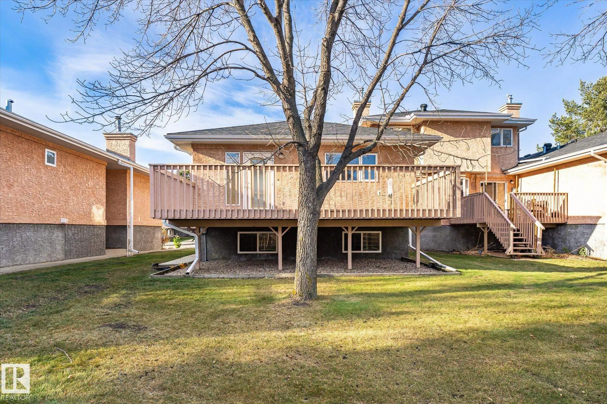 11115 9 Ave