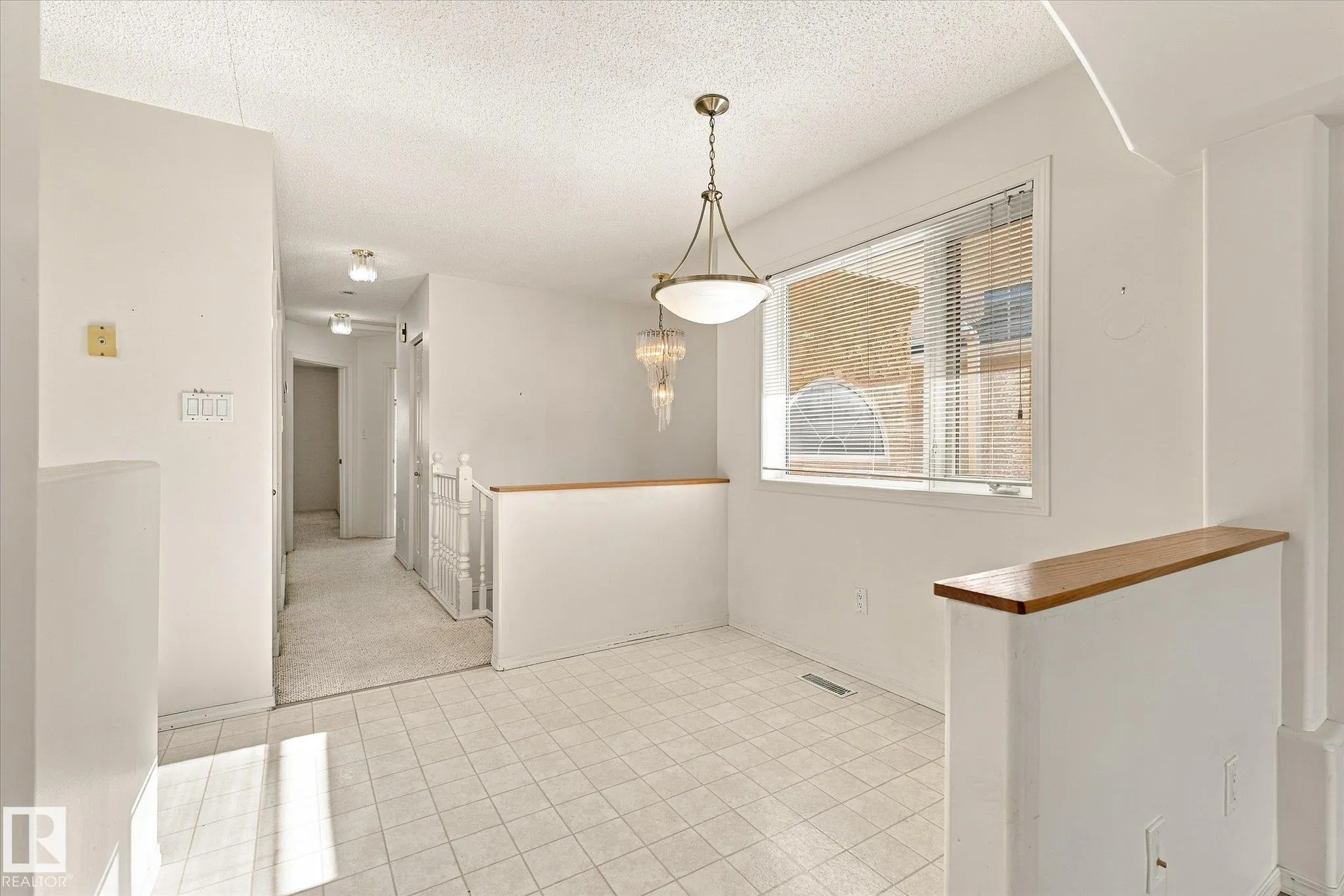 11115 9 Ave