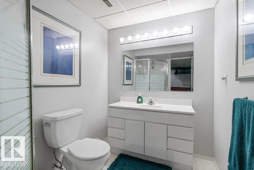 9 PAQUETTE Place