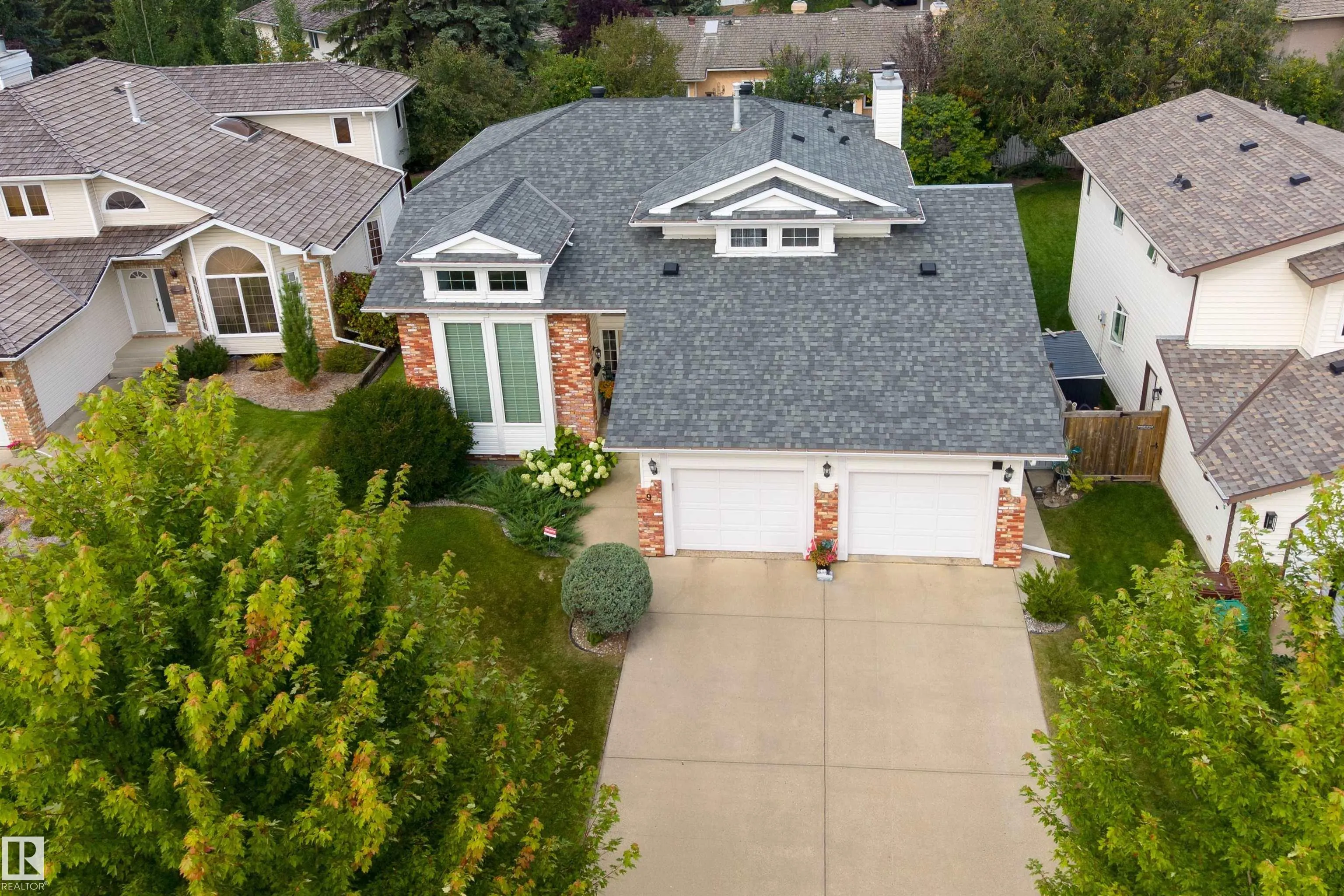 9 PAQUETTE Place