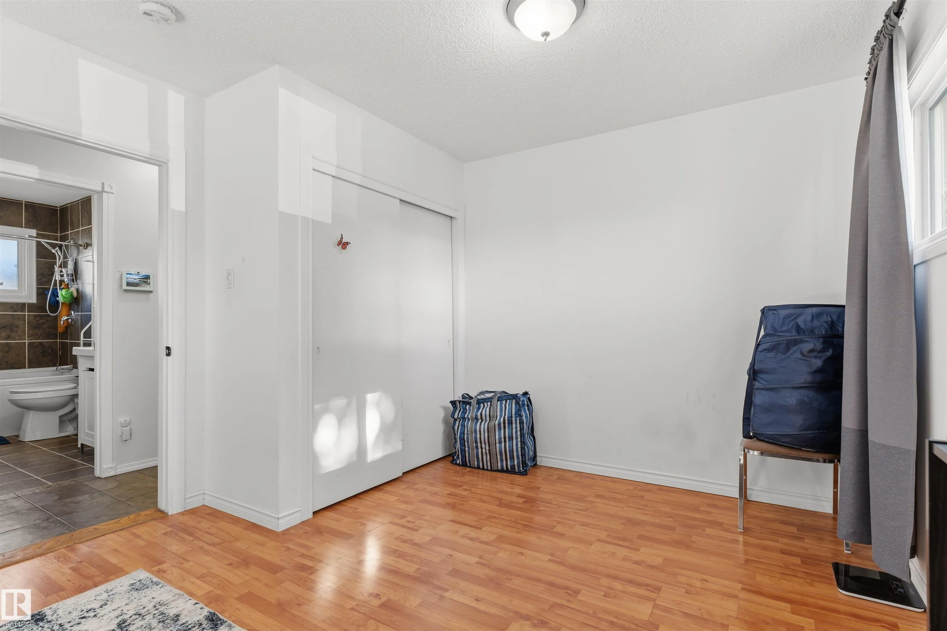 9508 129A Avenue