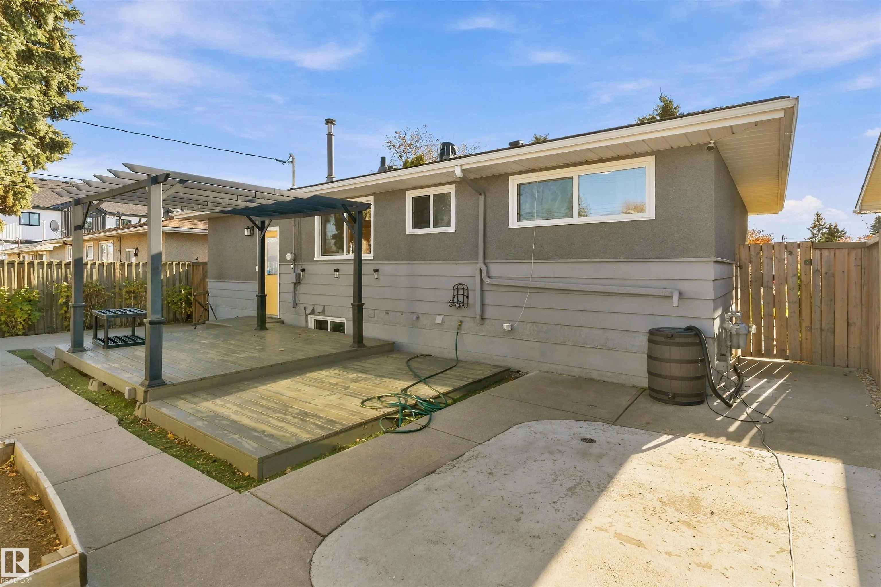 9508 129A Avenue