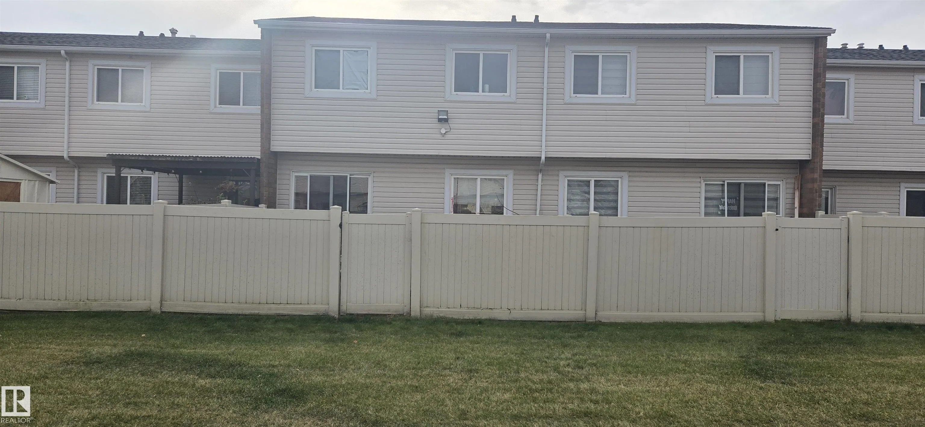 148 CENTENNIAL Court