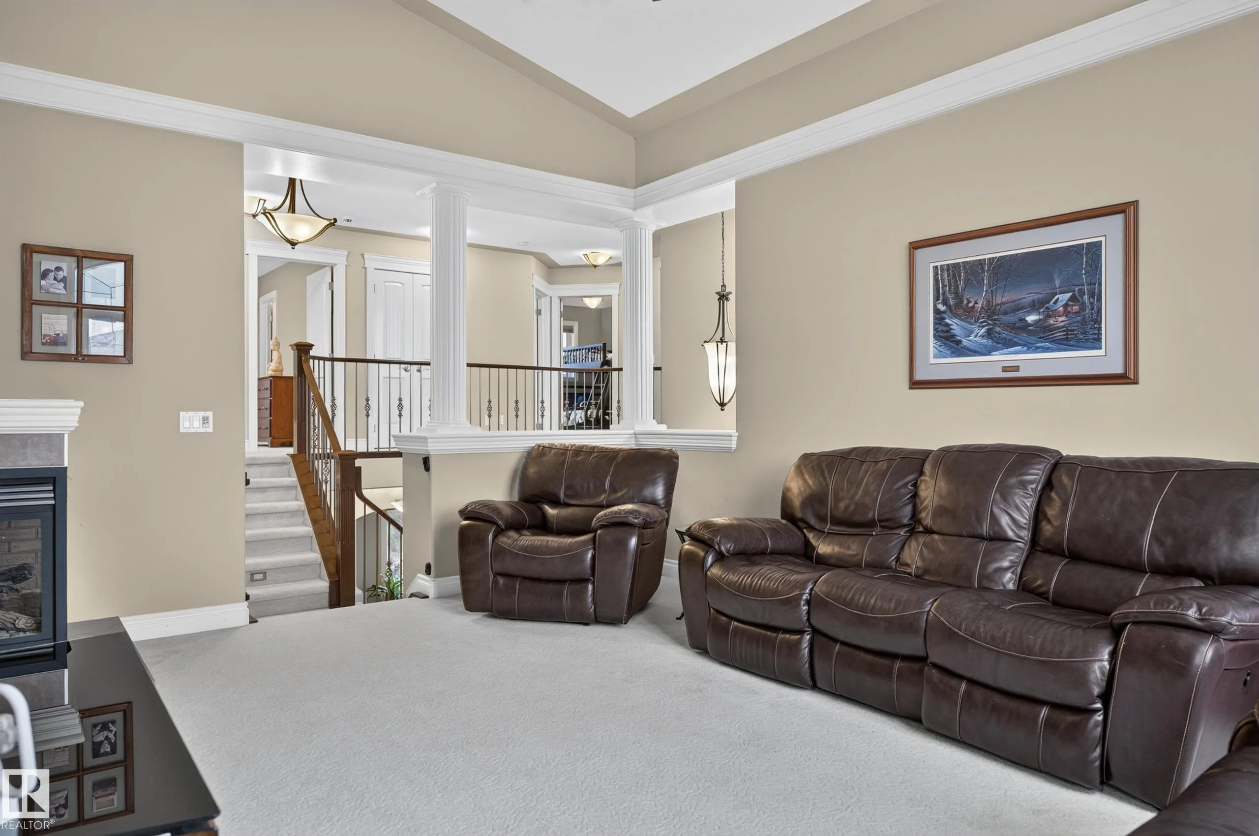 10 VALE Terrace