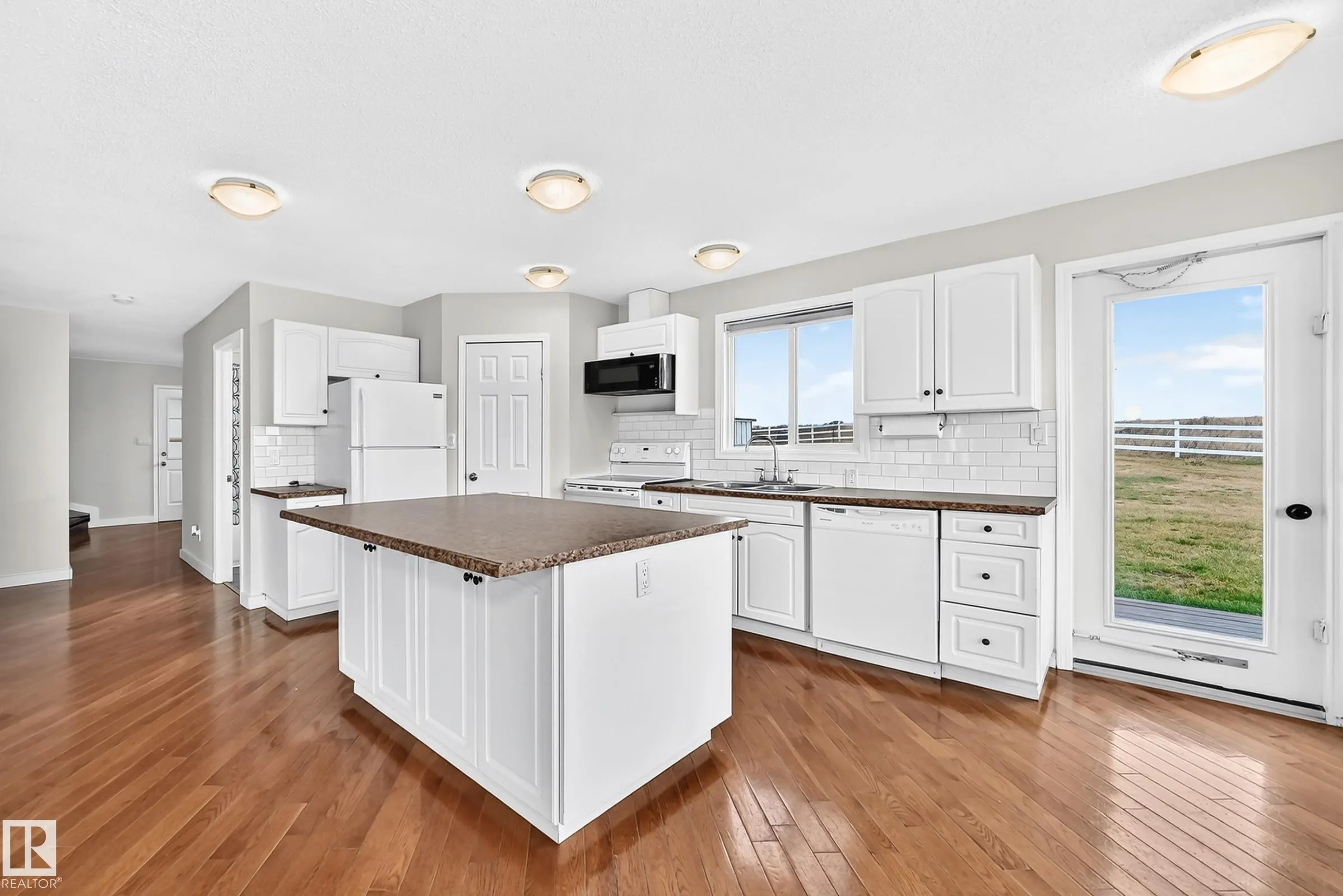 58111 LILY LAKE Road