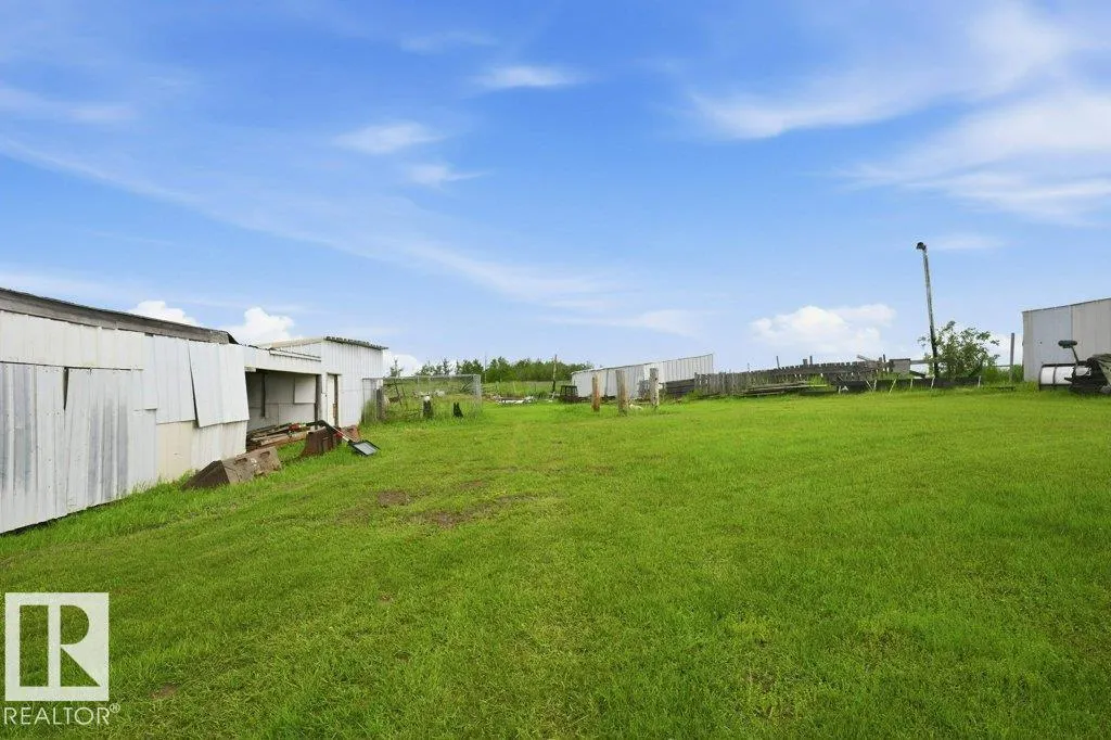 58111 LILY LAKE Road