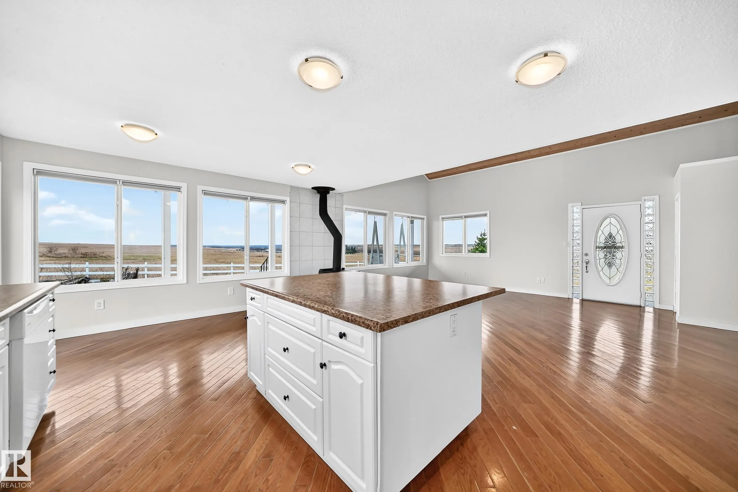 58111 LILY LAKE Road