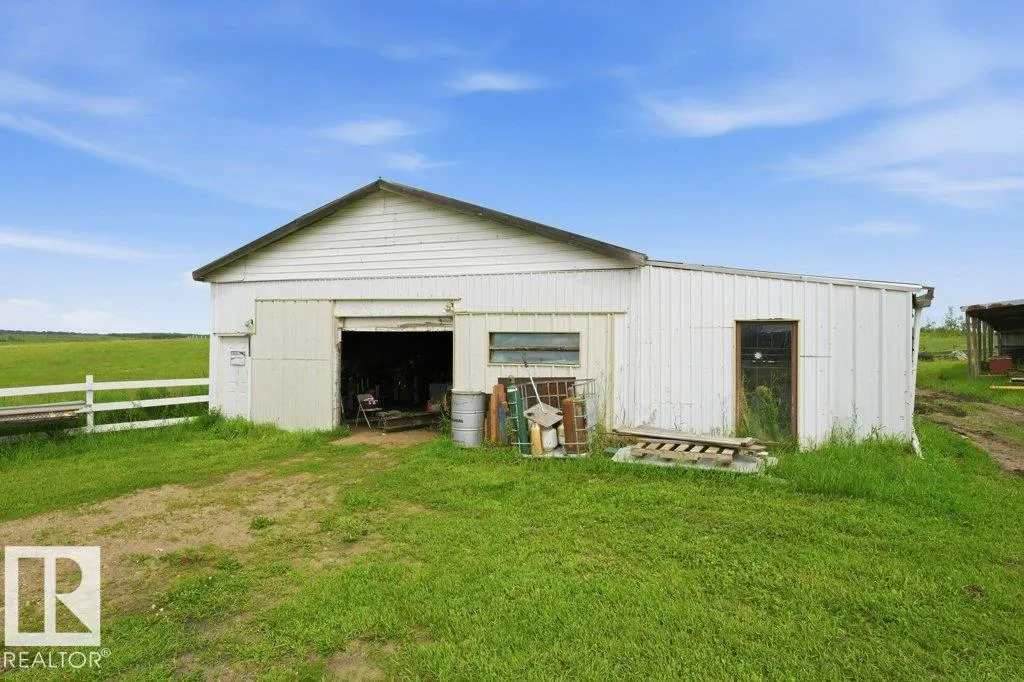 58111 LILY LAKE Road