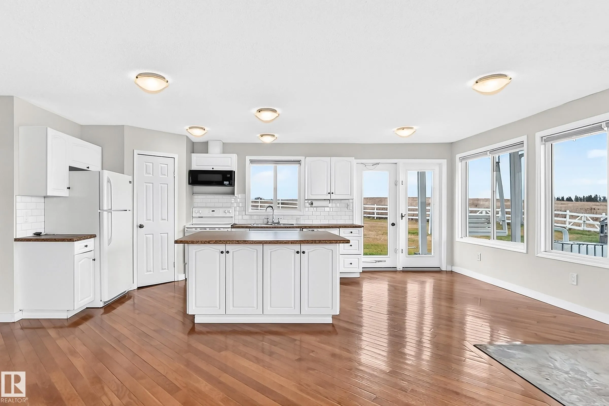 58111 LILY LAKE Road