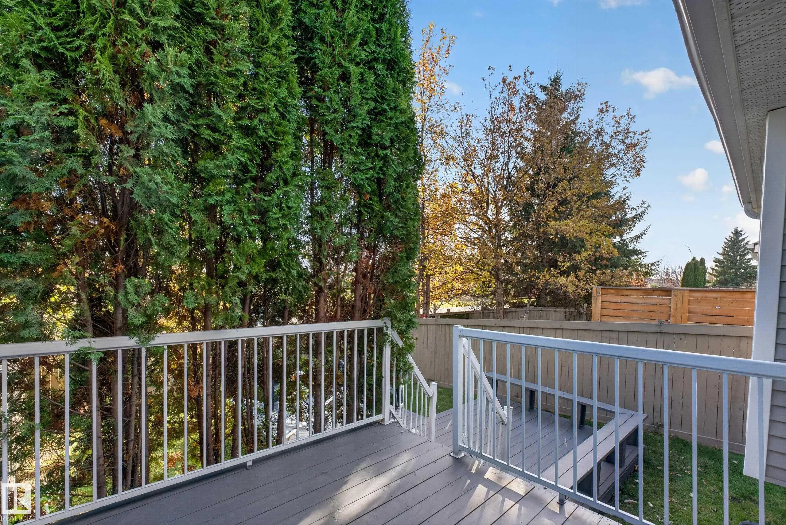 200 ERIN RIDGE Drive