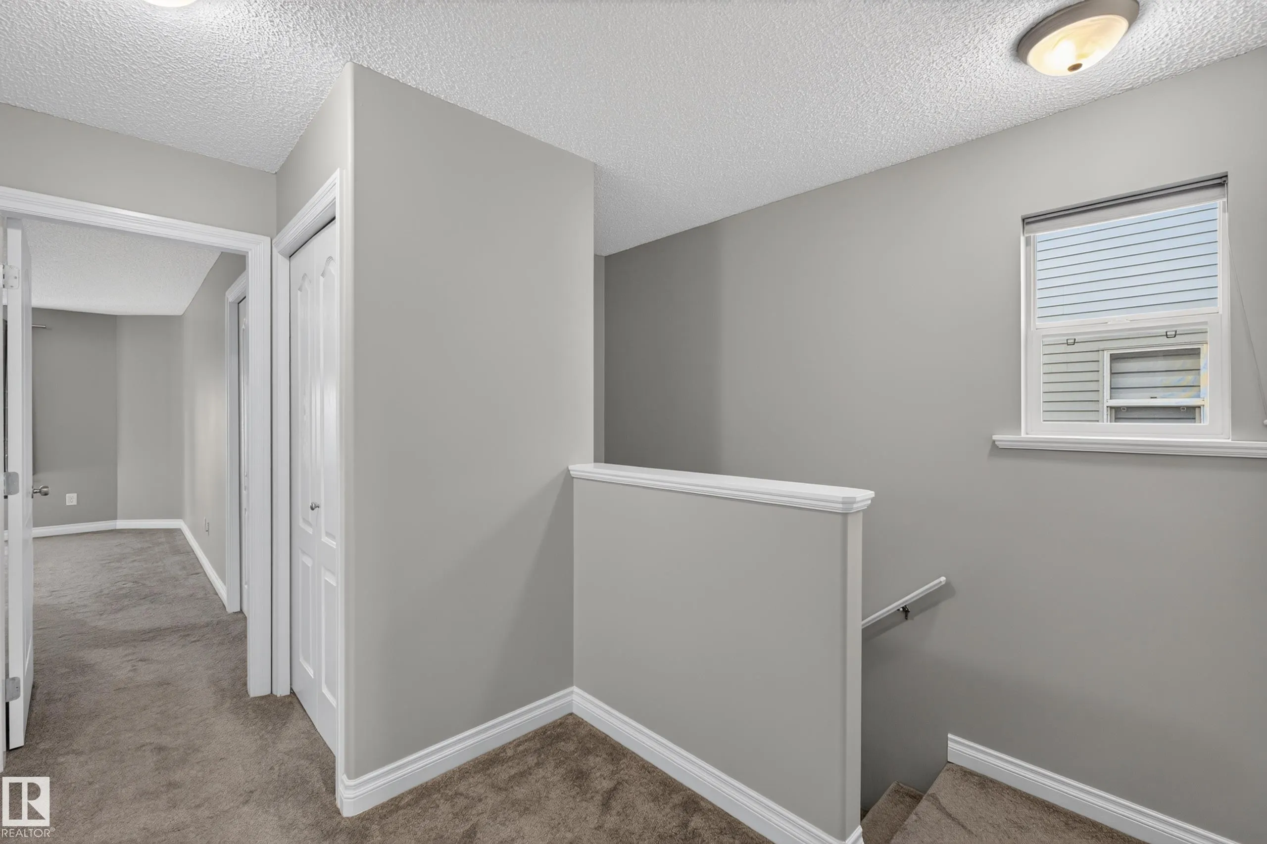 200 ERIN RIDGE Drive
