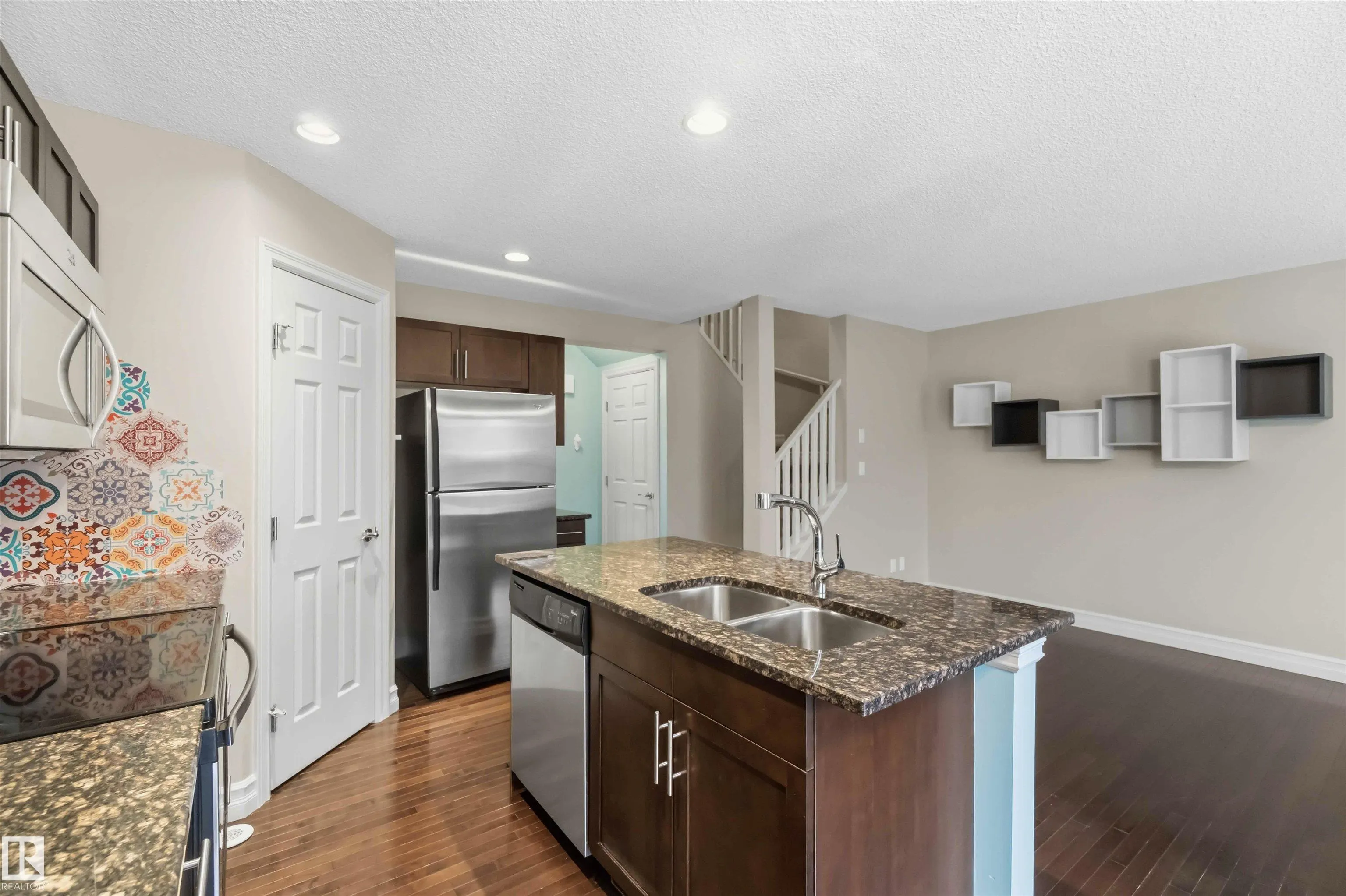 219 CHARLOTTE Way