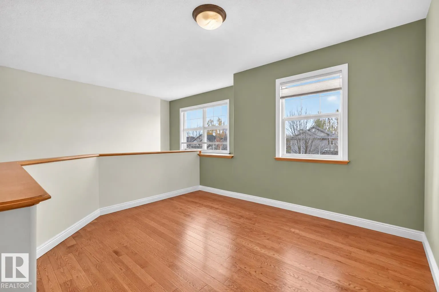 114 EASTGATE Way