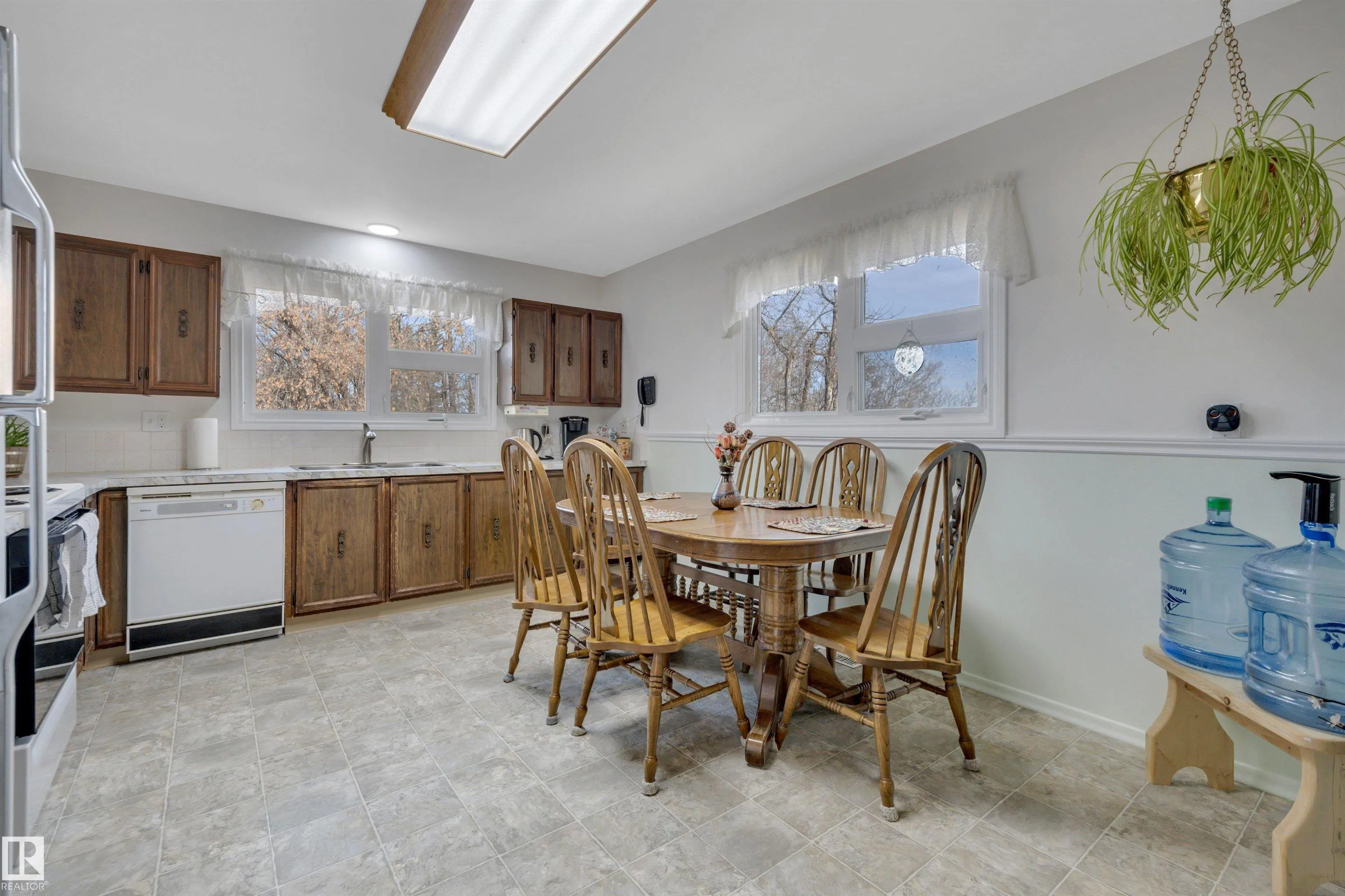 465067 RGE ROAD 234