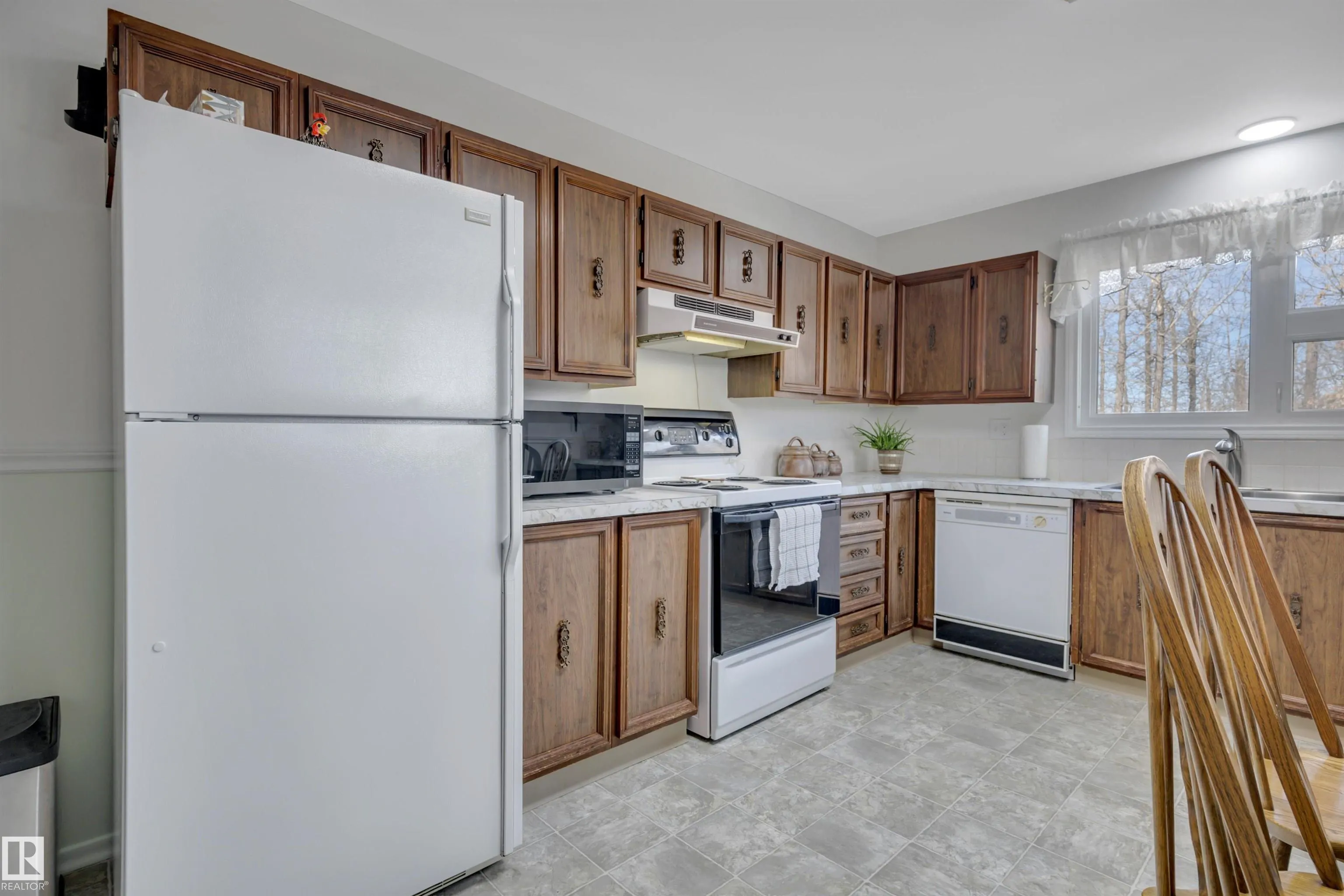 465067 RGE ROAD 234