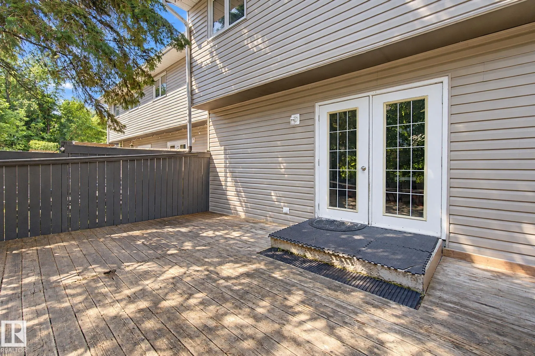 304 SPRUCE Glen