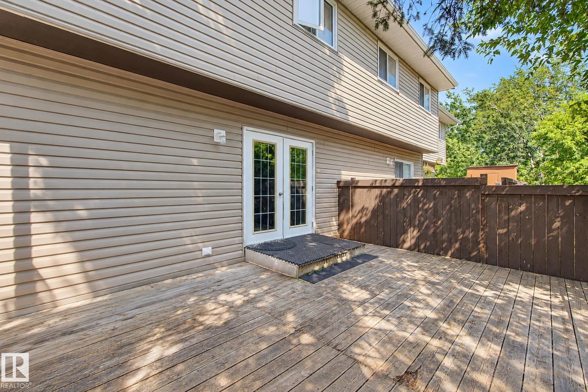 304 SPRUCE Glen