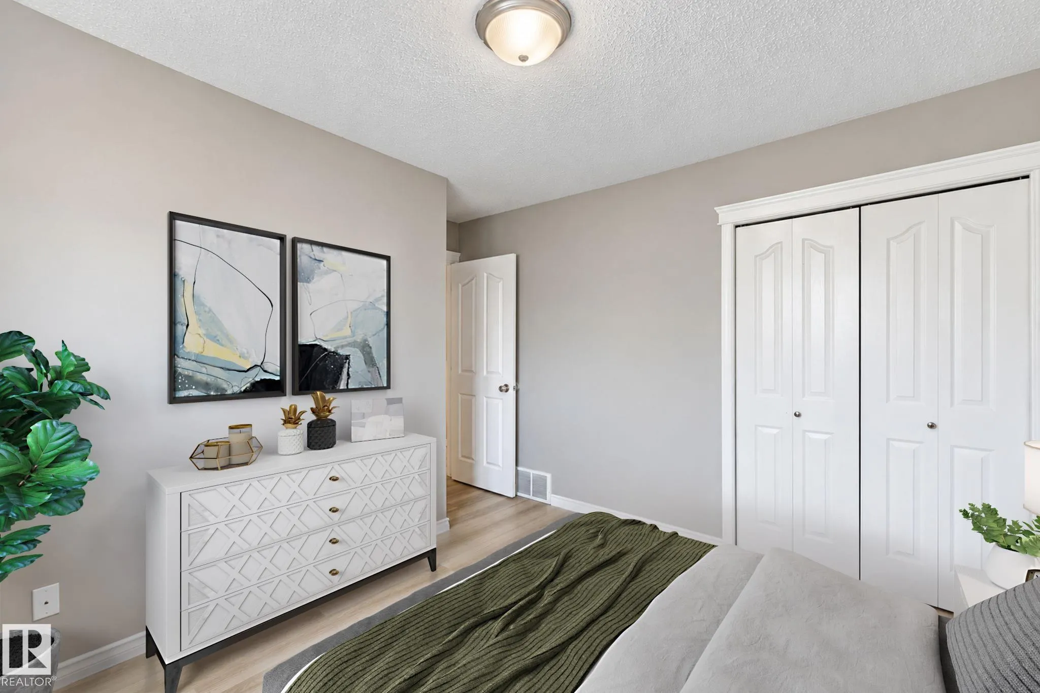 304 SPRUCE Glen