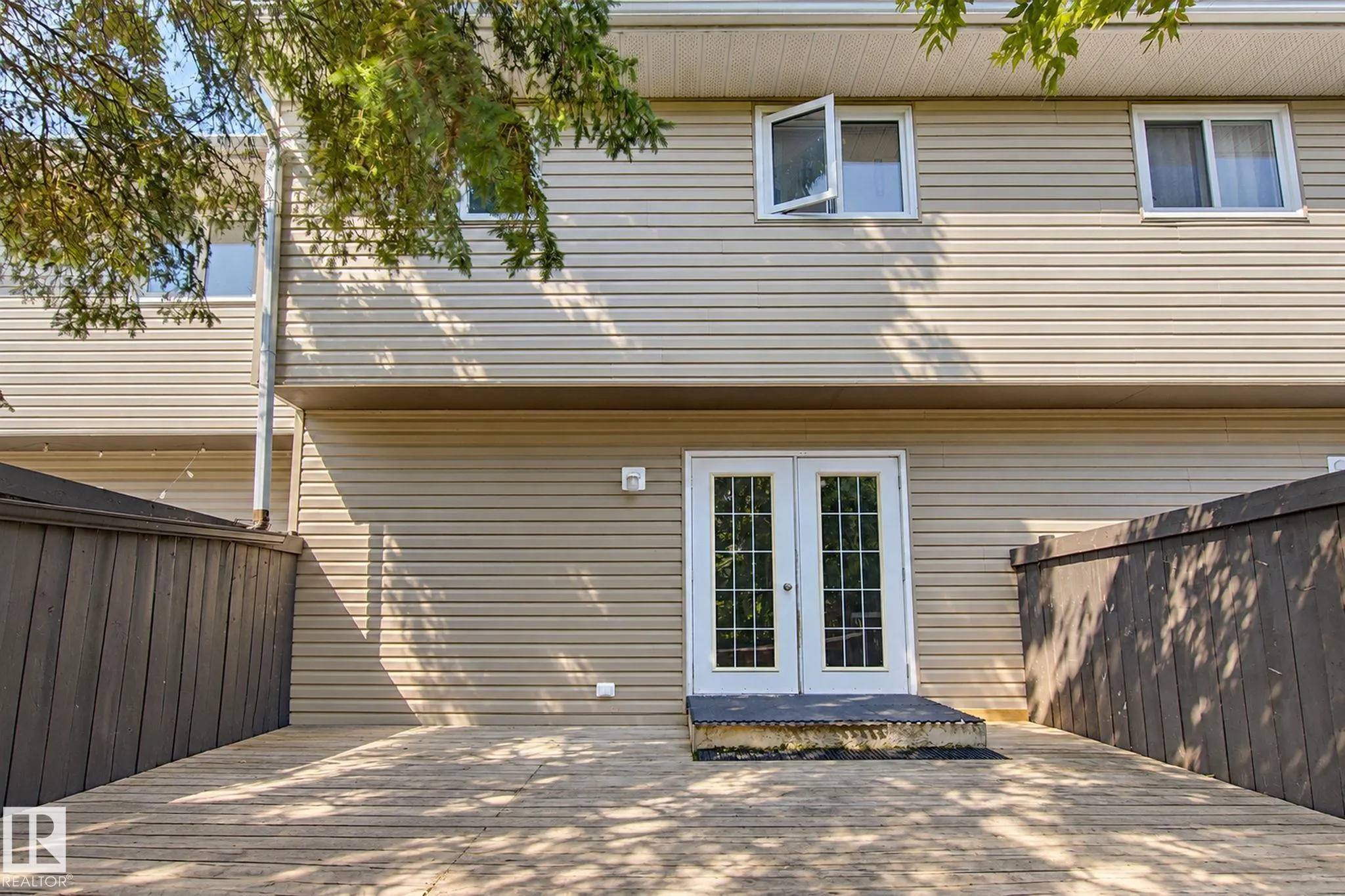 304 SPRUCE Glen