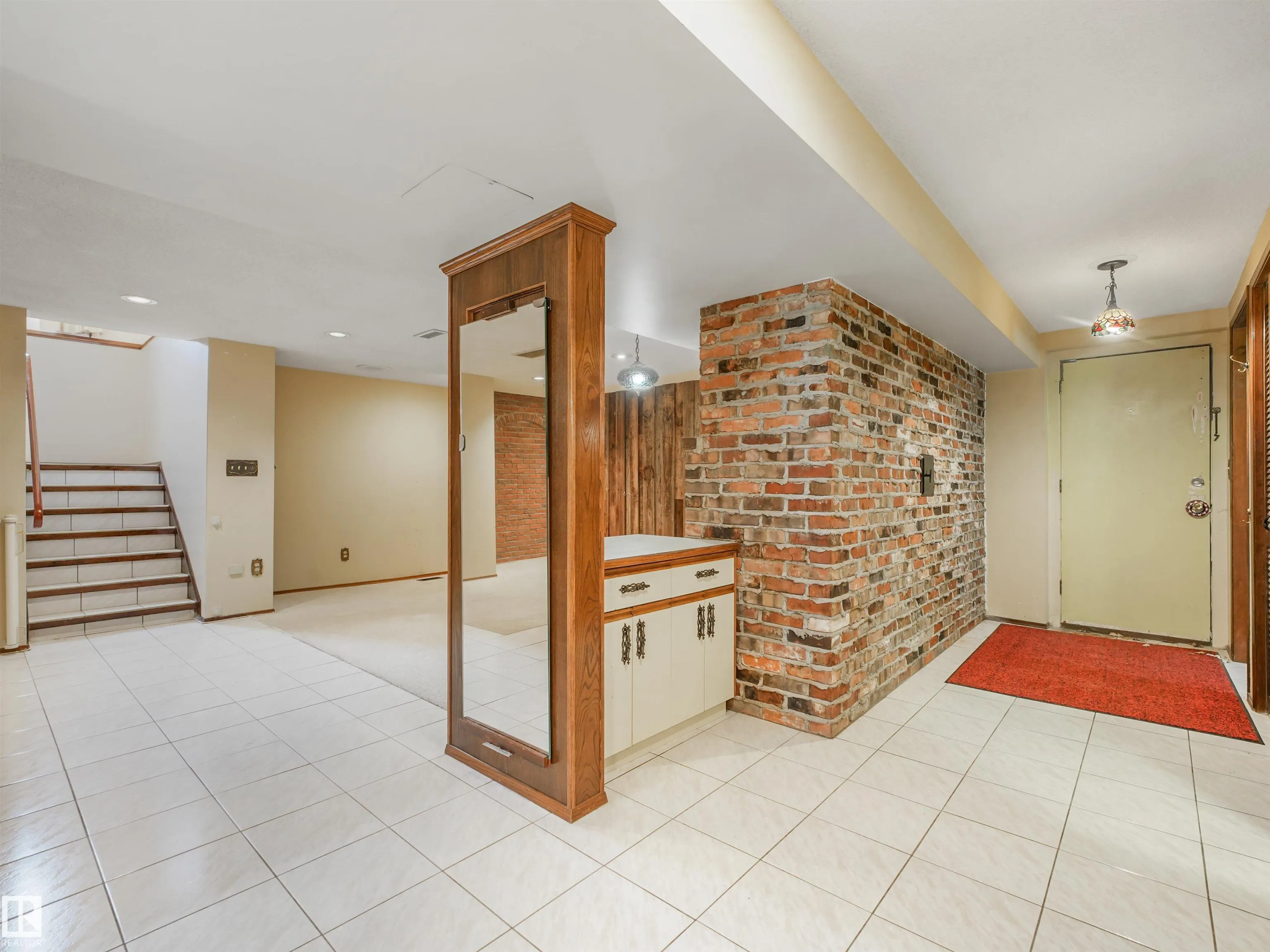 15103 92 Street