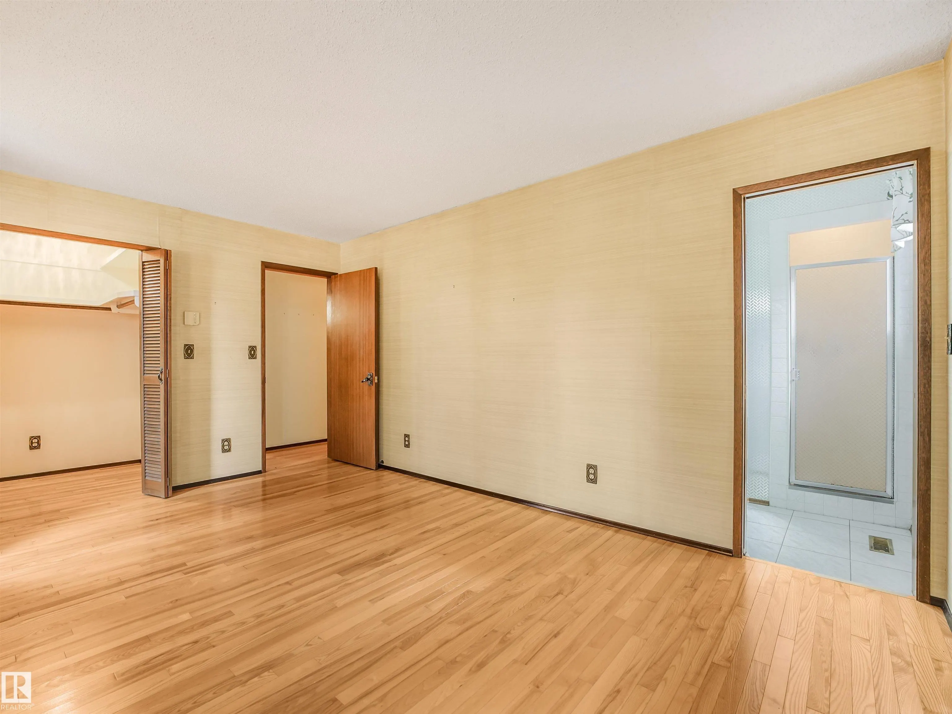 15103 92 Street