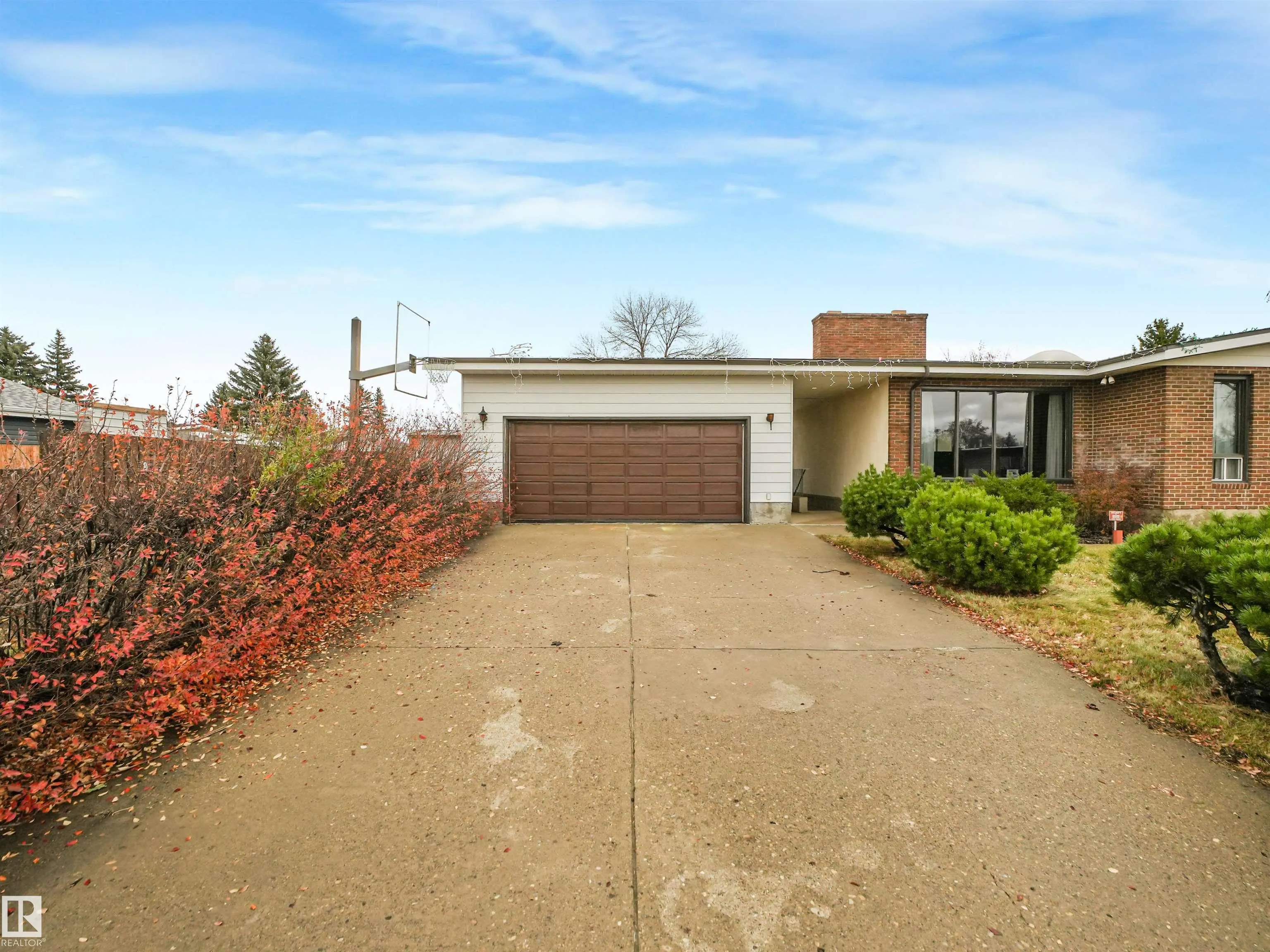 15103 92 Street