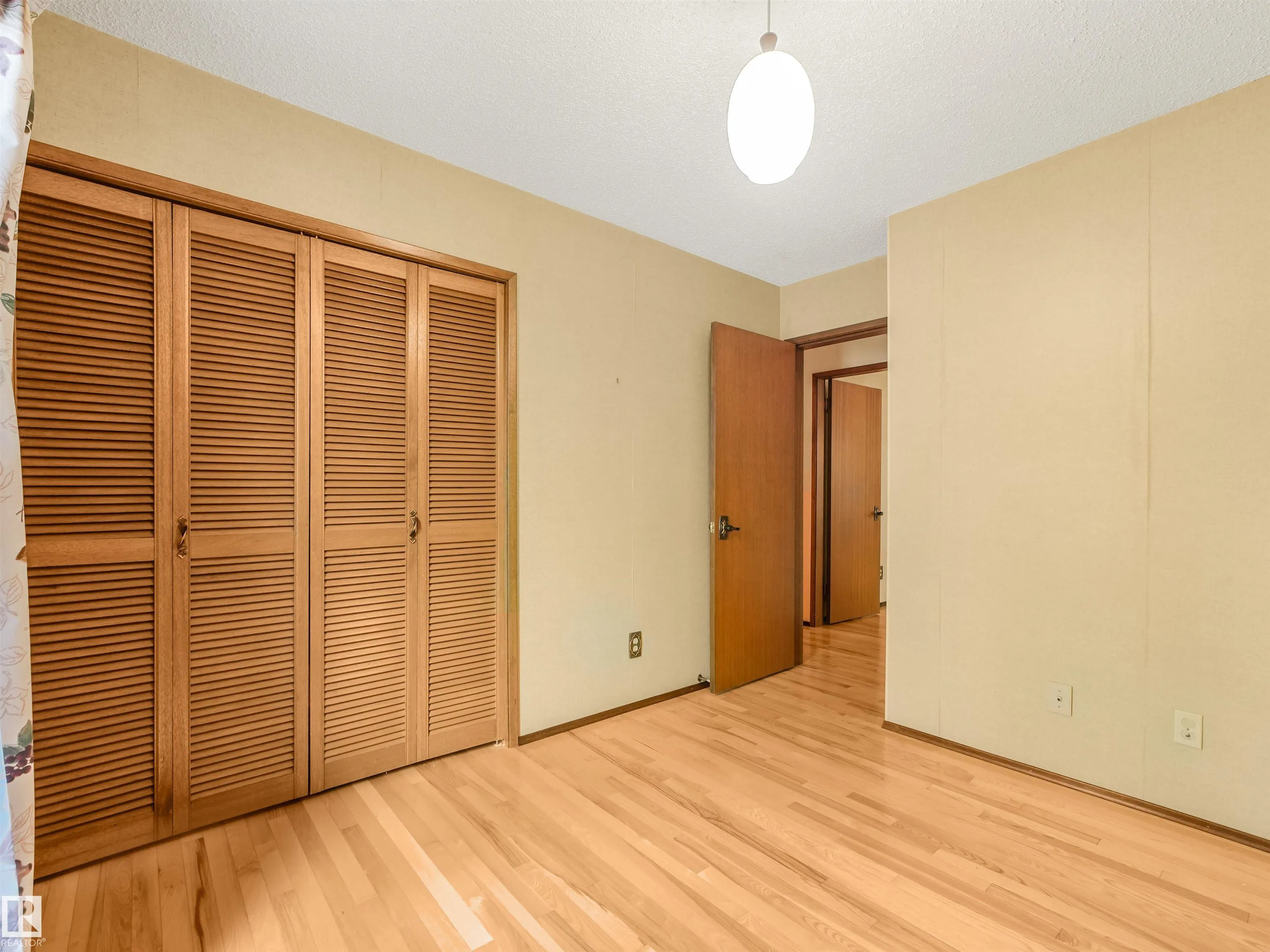 15103 92 Street