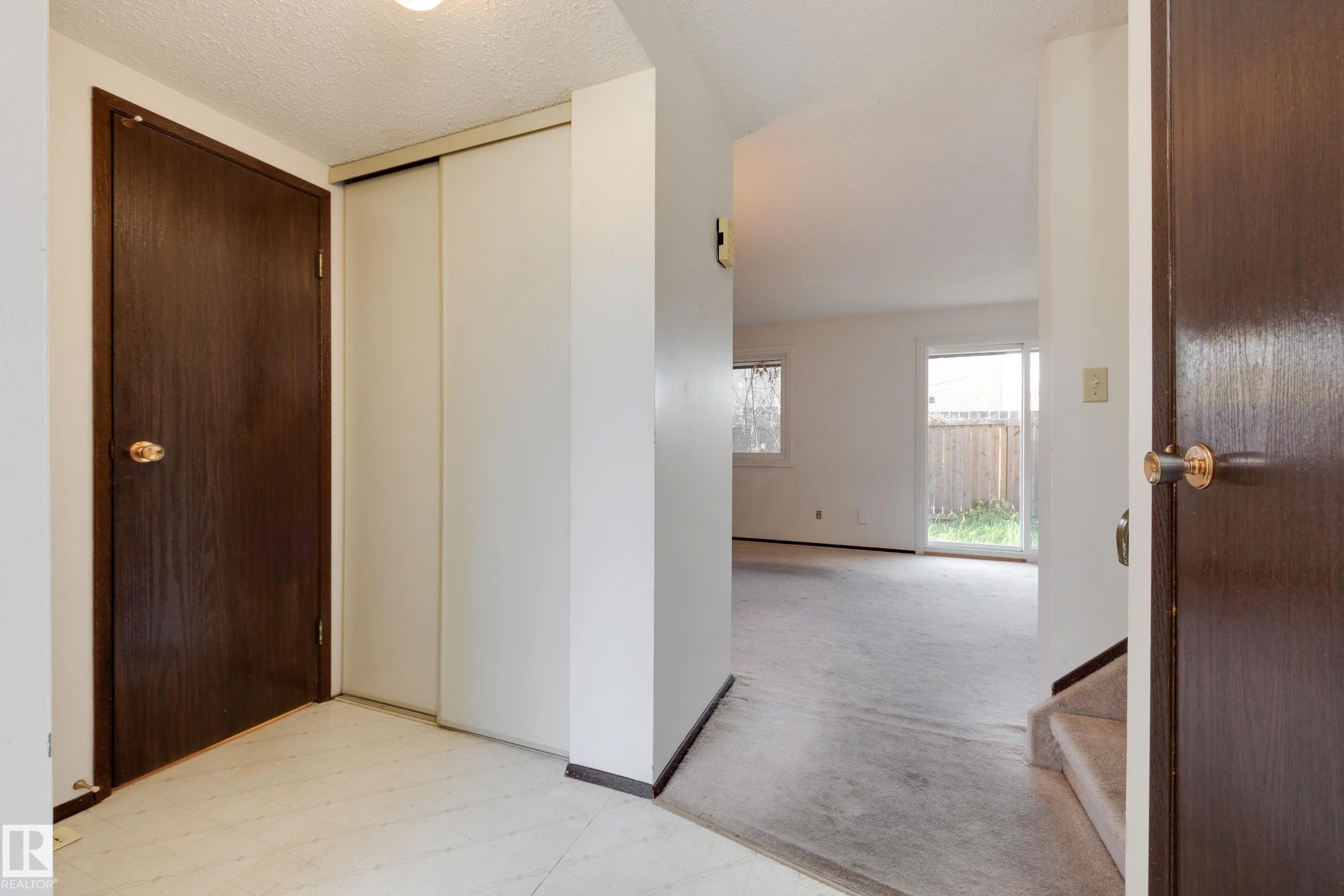 2734 105 Street