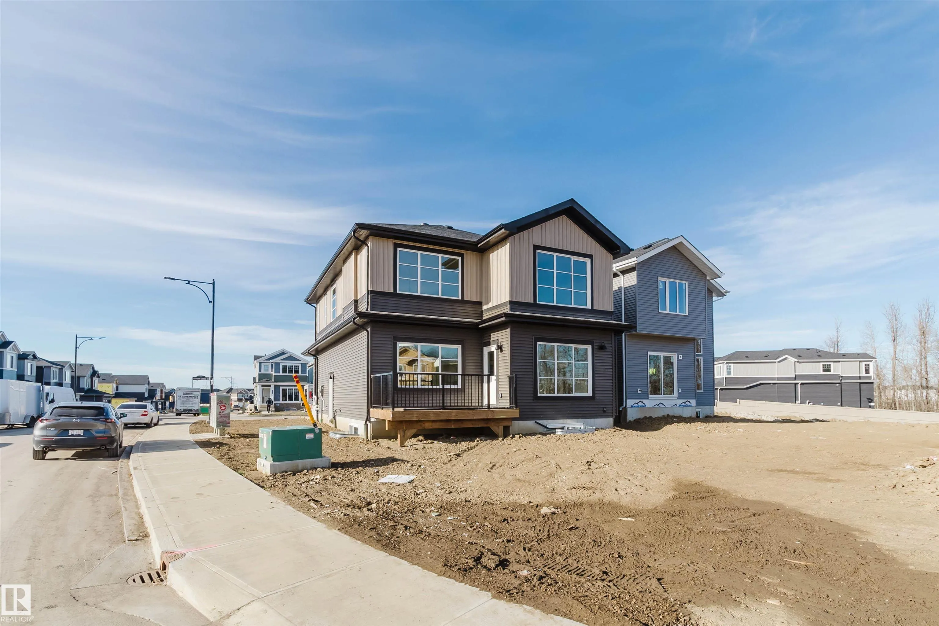 955 Elderberry Landing
