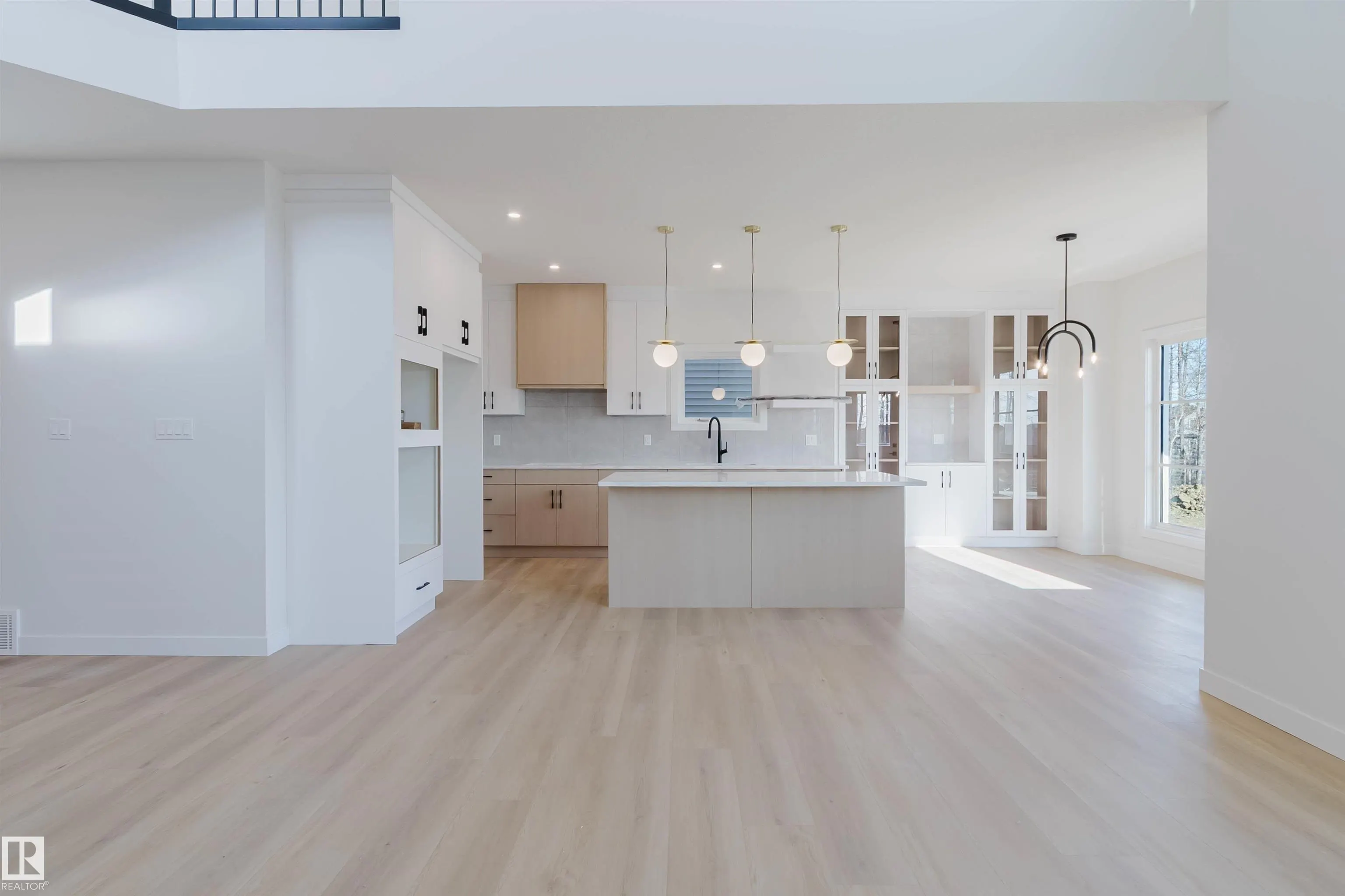955 Elderberry Landing
