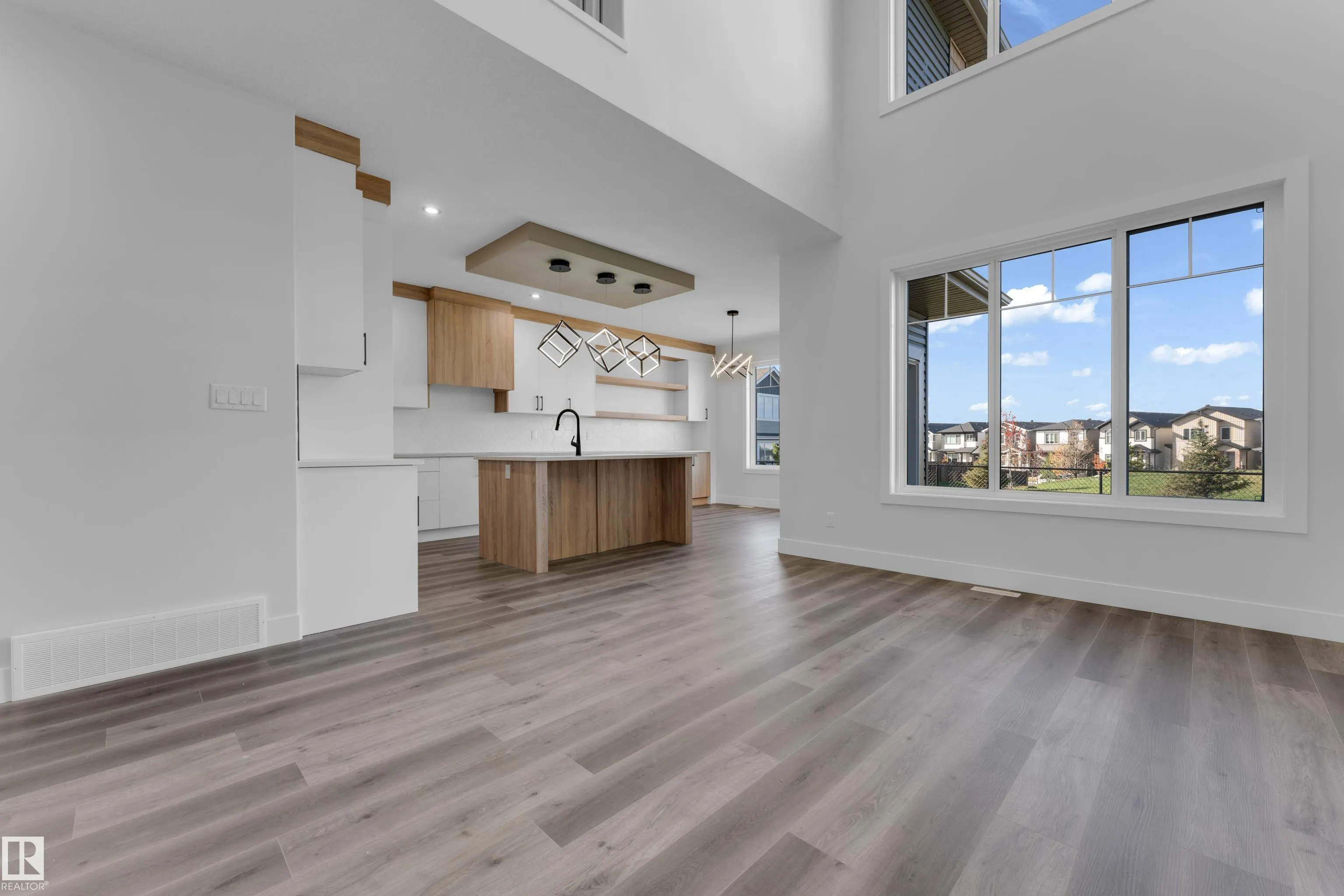 4310 36 st