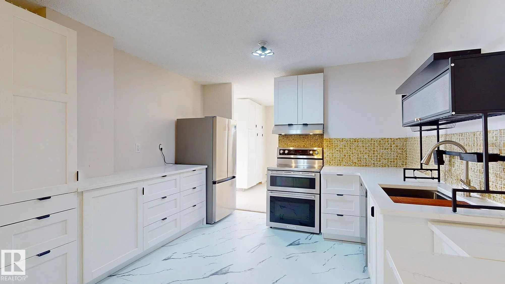11710 100 Avenue