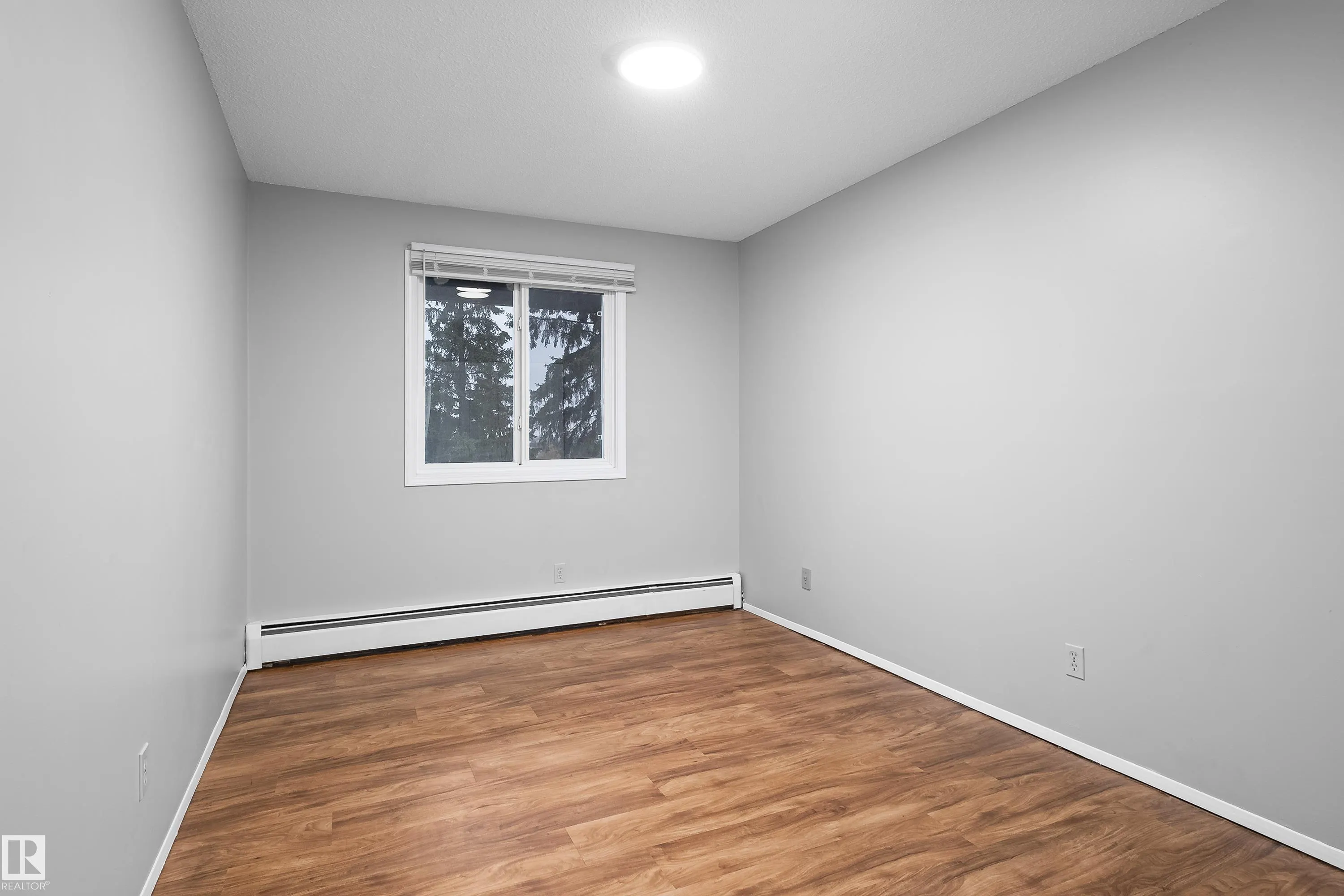 237 WOODVALE Road