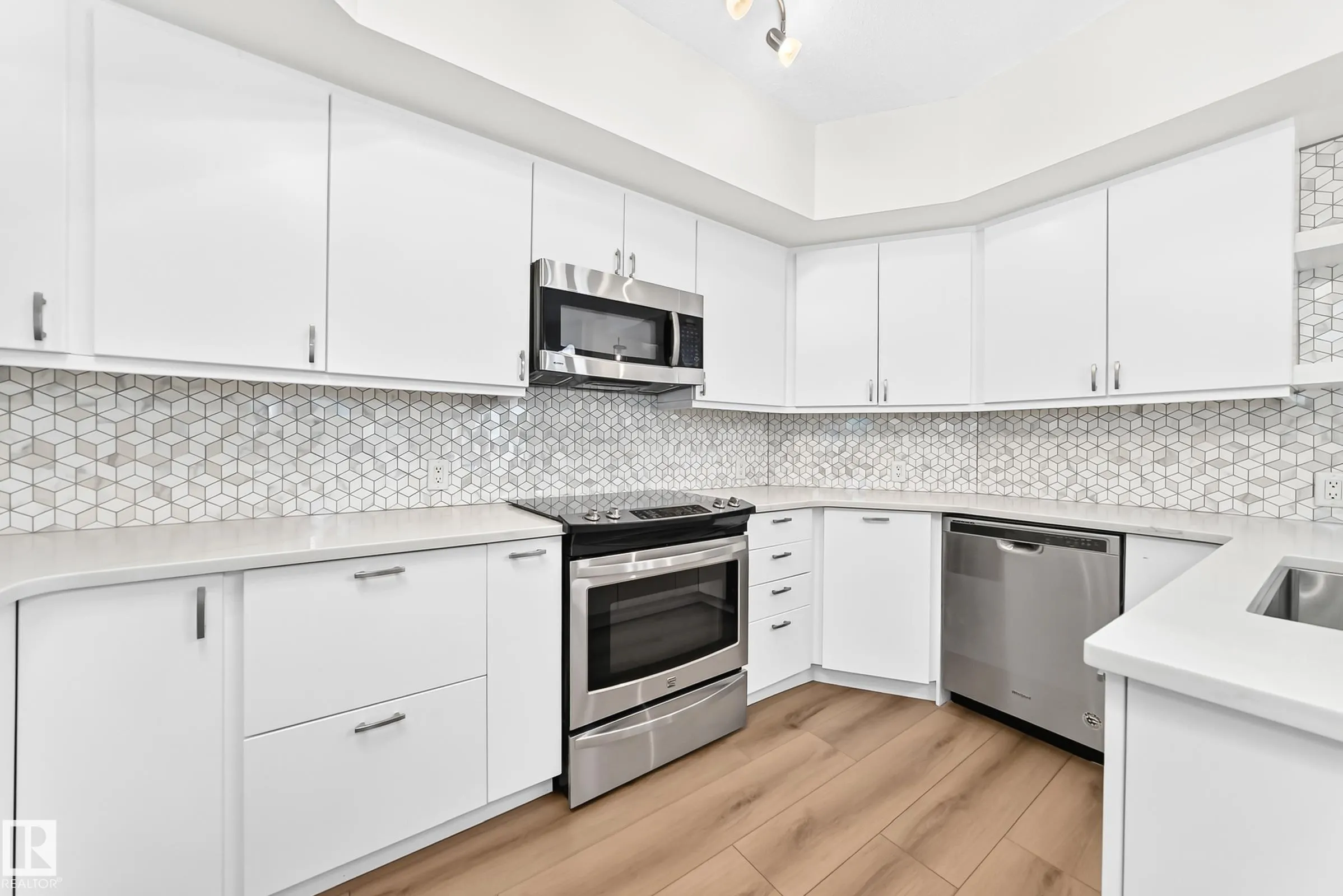 10108 125 Street