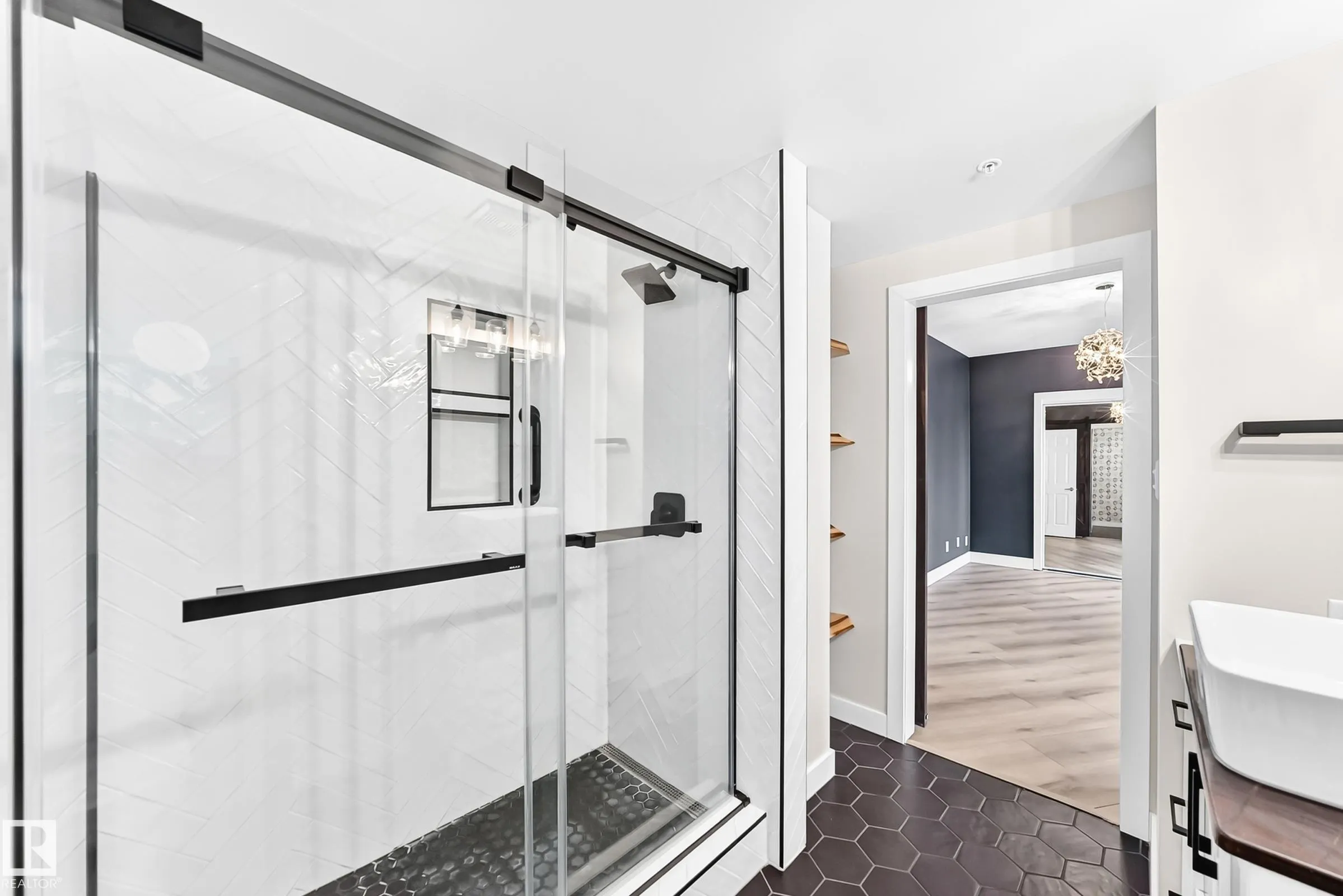10108 125 Street
