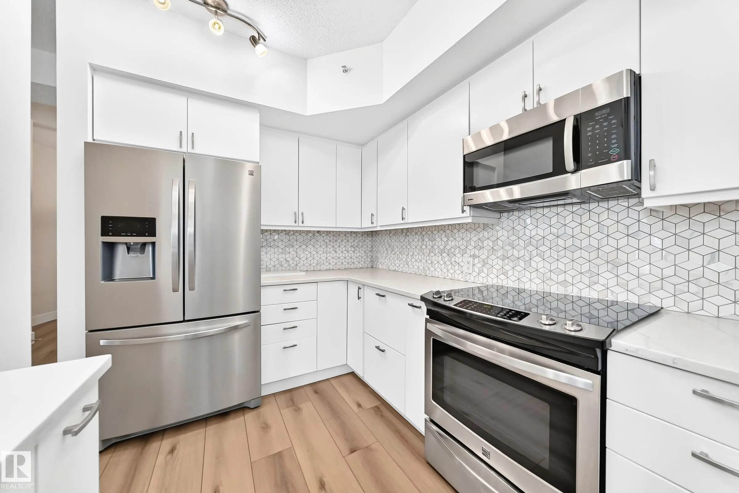 10108 125 Street