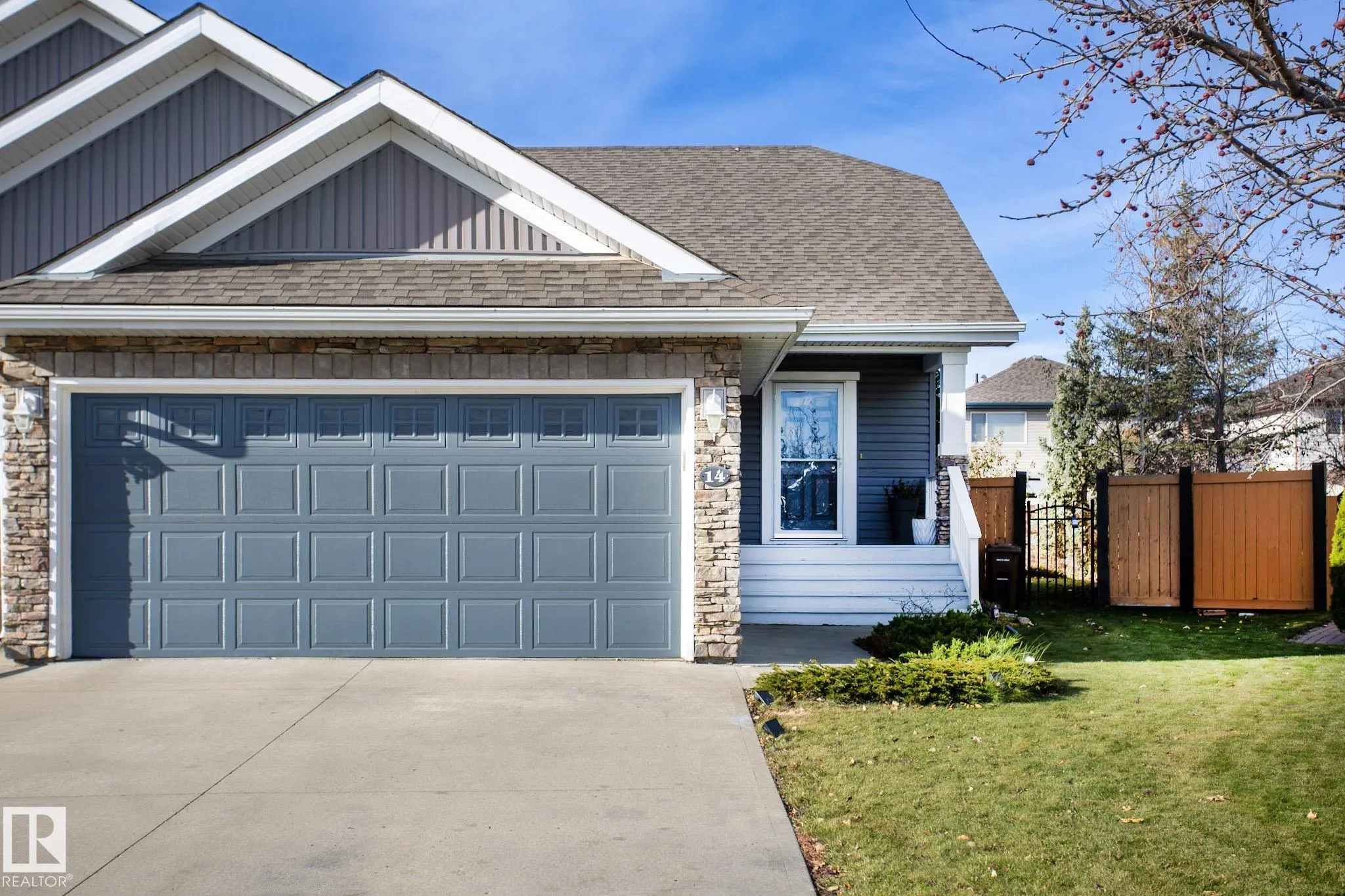 14 NEVIS Close