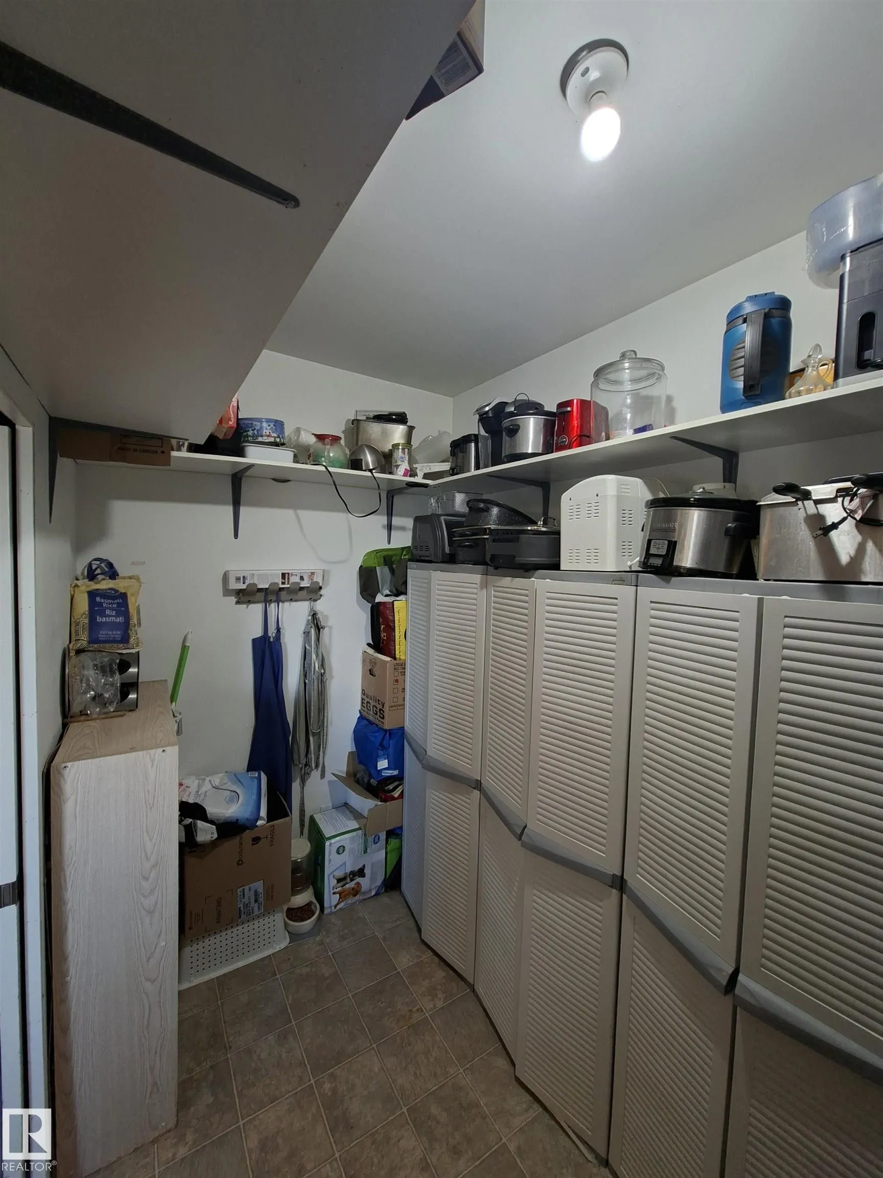 8530 HWY 621 HOUSE A; B