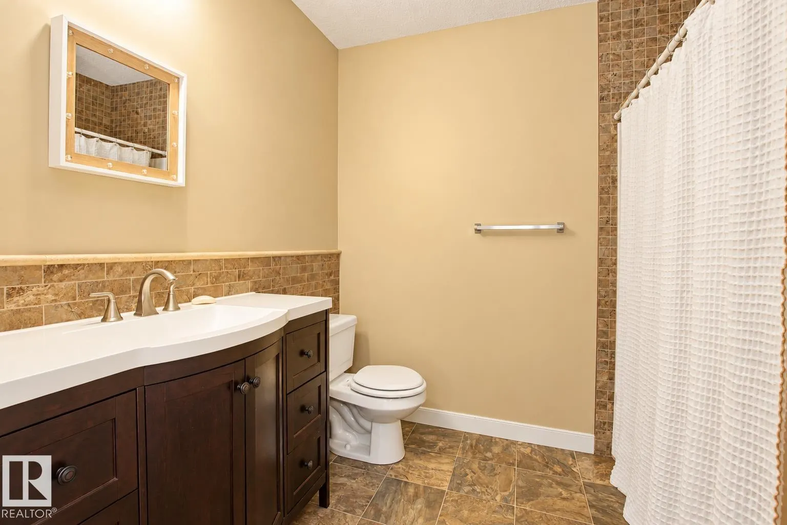 259 HAWKVIEW Court
