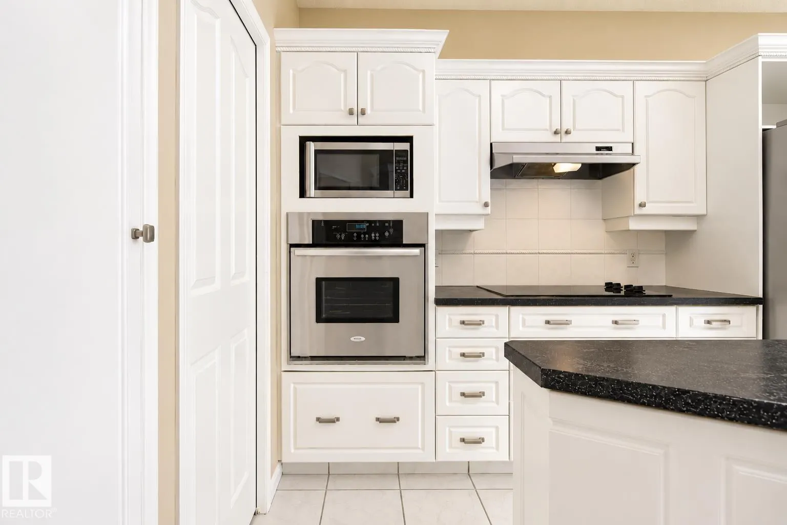 259 HAWKVIEW Court