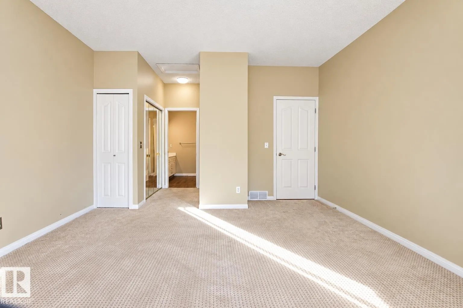 259 HAWKVIEW Court