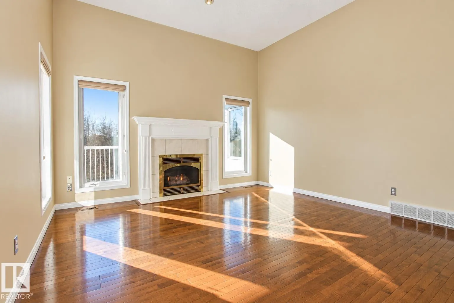259 HAWKVIEW Court