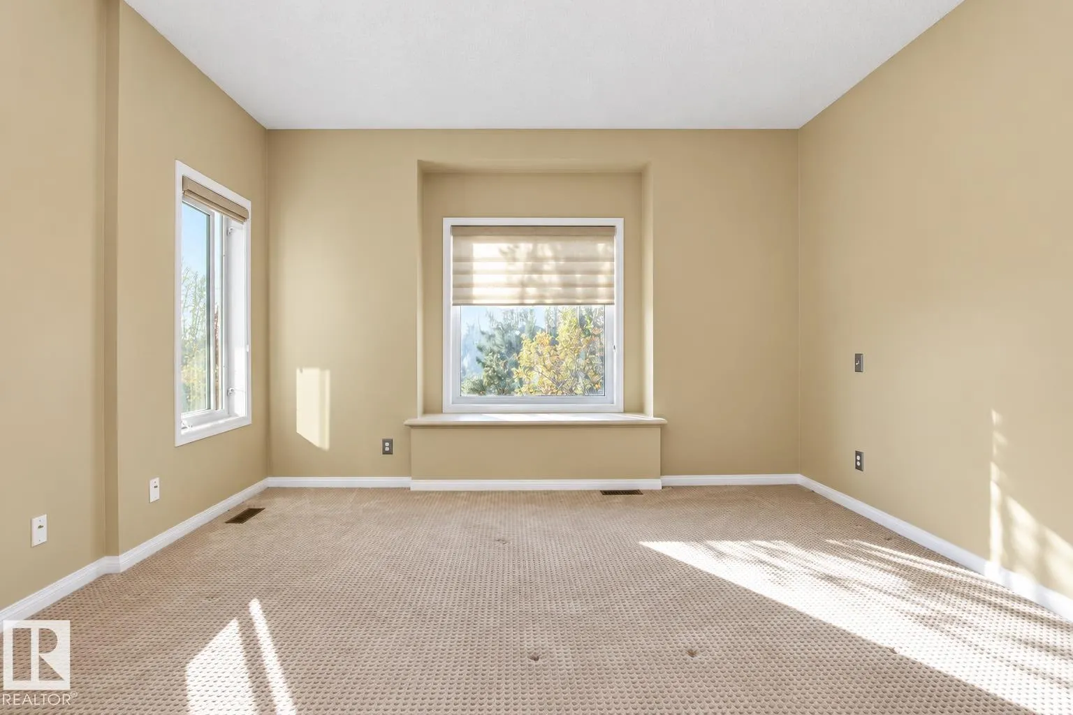 259 HAWKVIEW Court