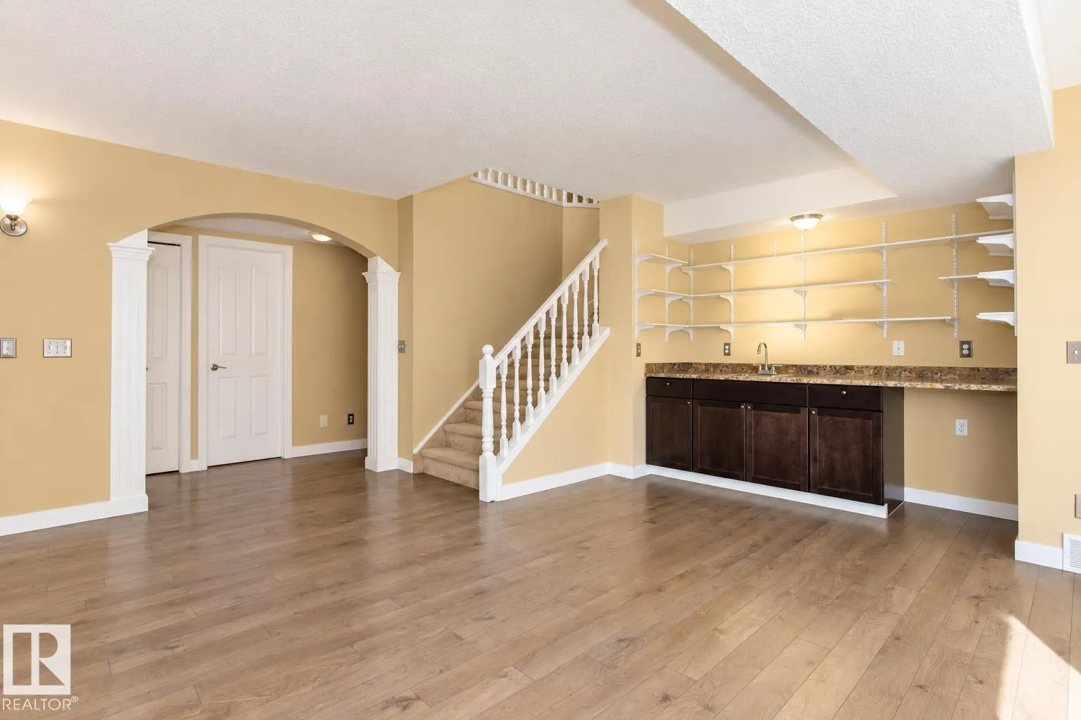 259 HAWKVIEW Court