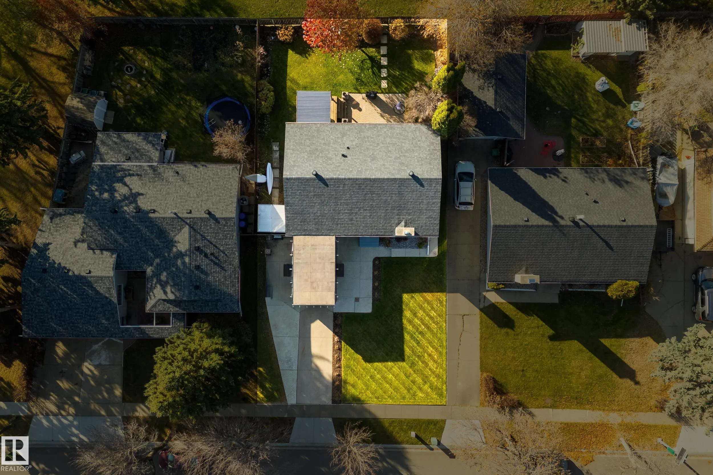122 MISSION Avenue