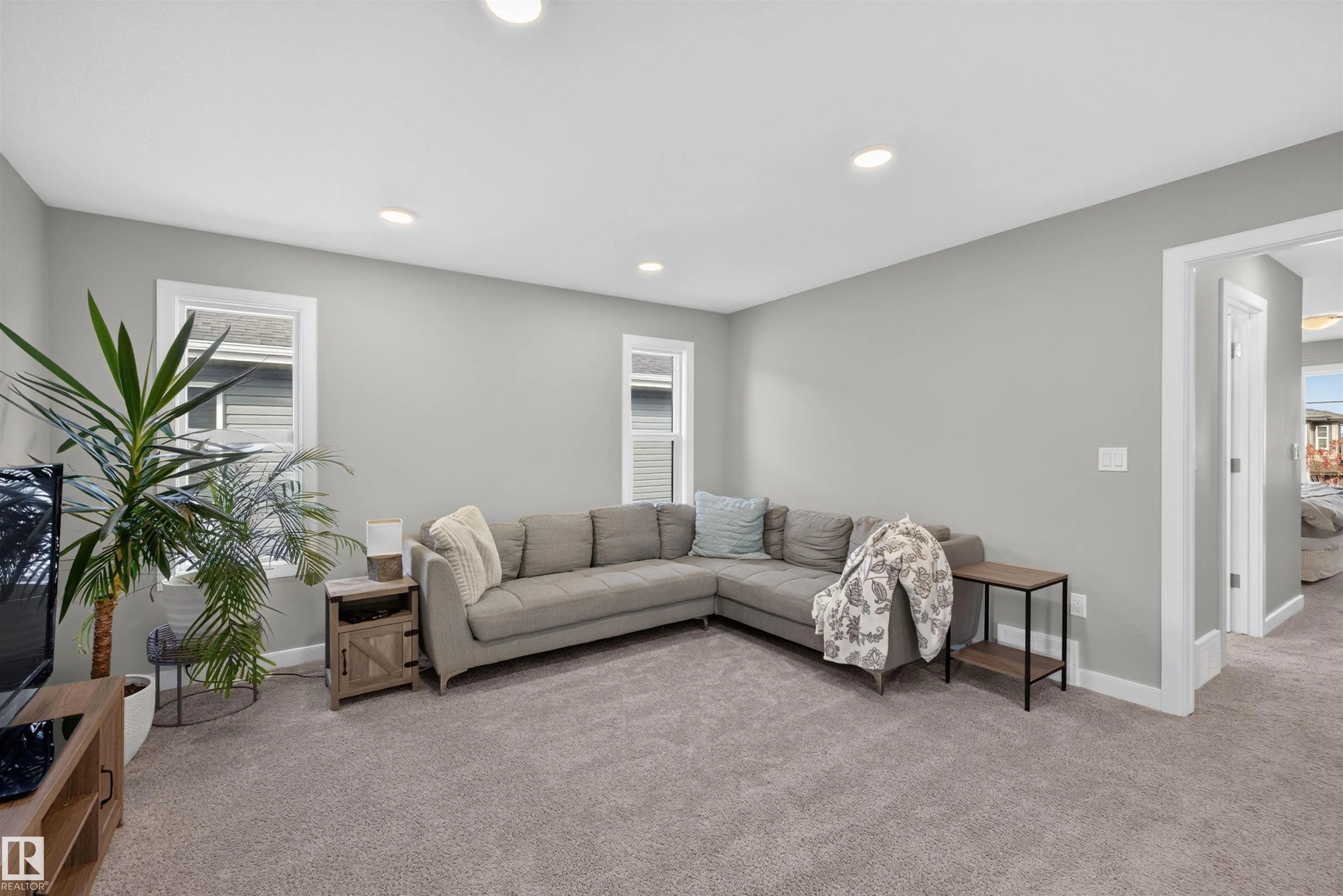 107 Kingsbury Circle