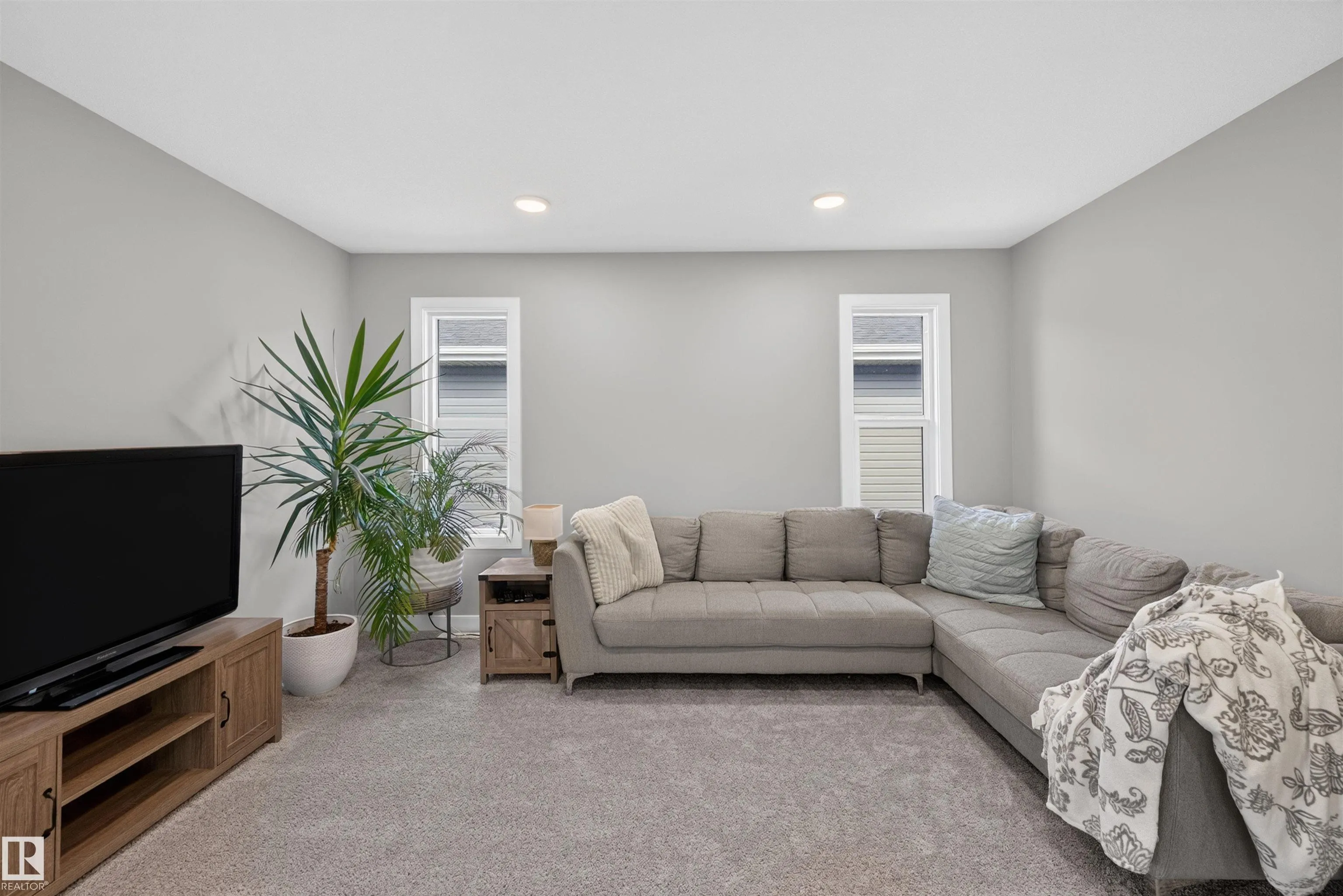 107 Kingsbury Circle