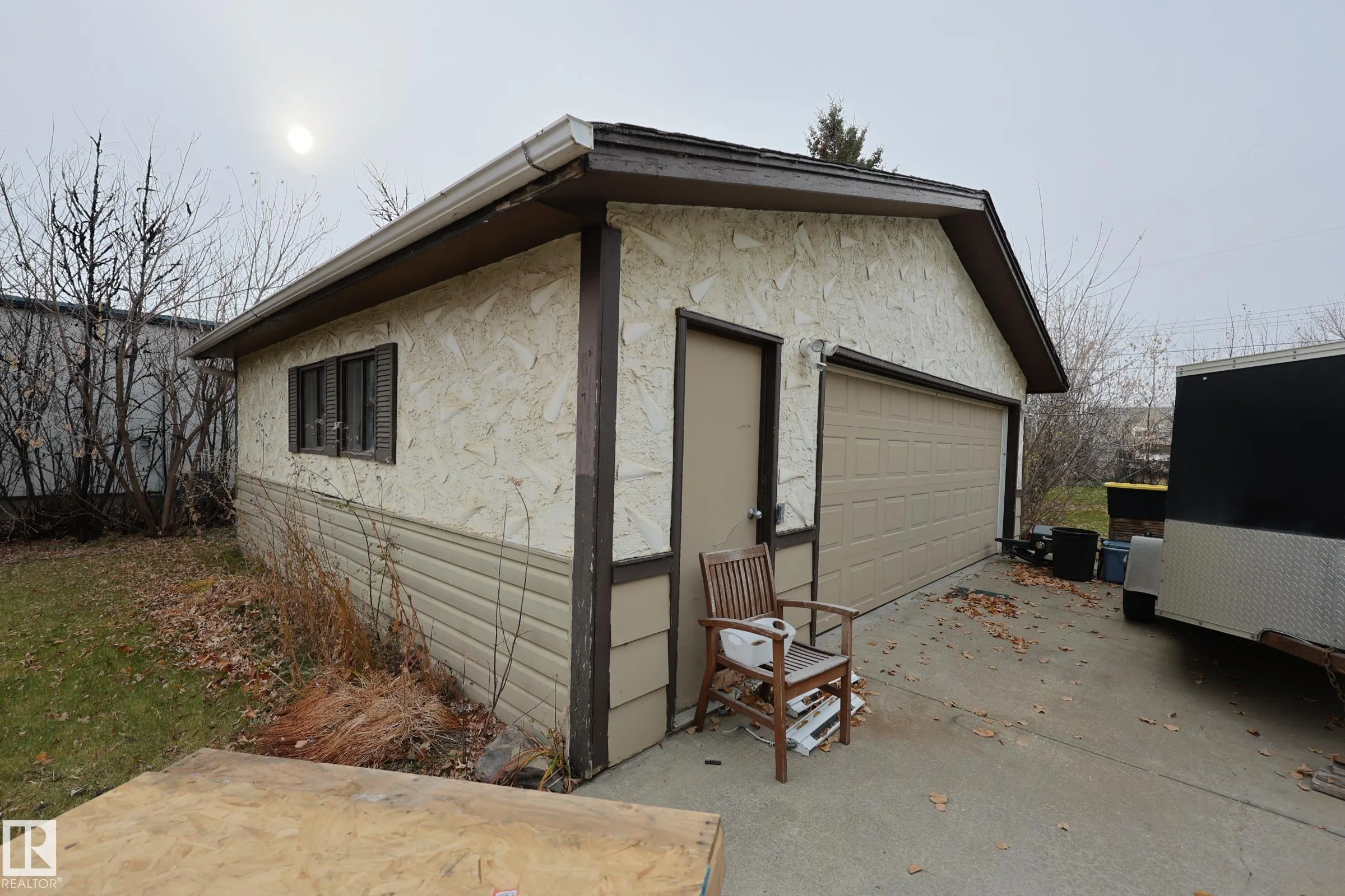 10008 104 Street
