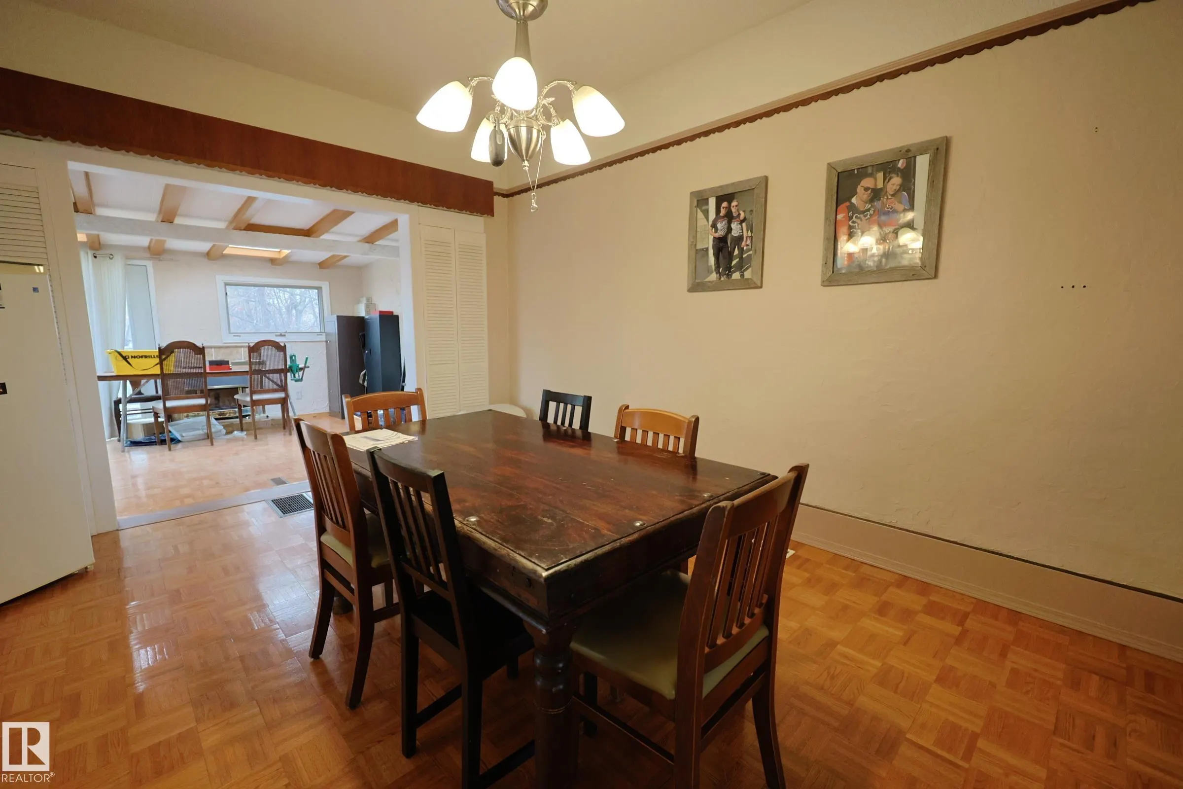 10008 104 Street