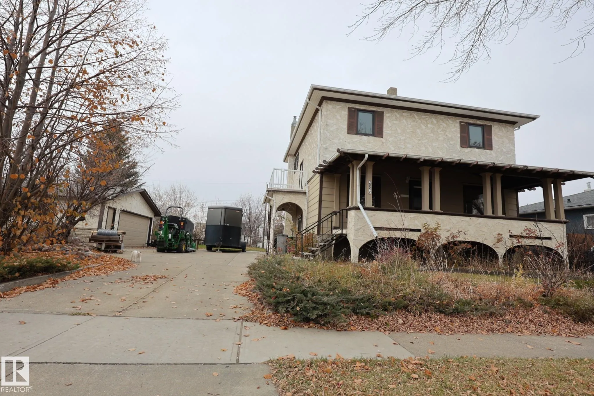10008 104 Street